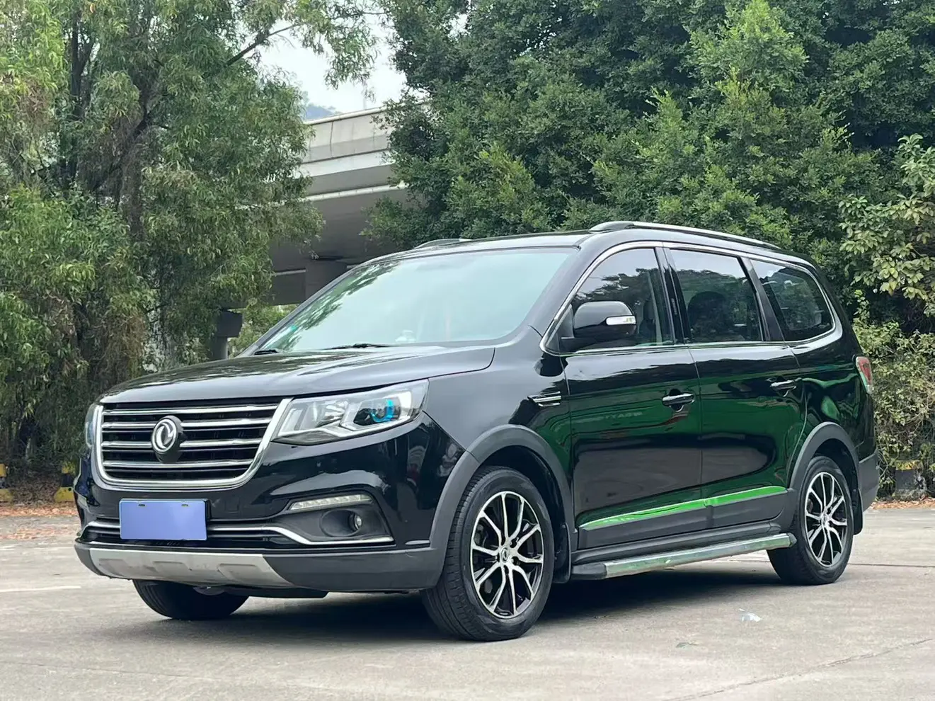 Forthing Fengxing SX6
