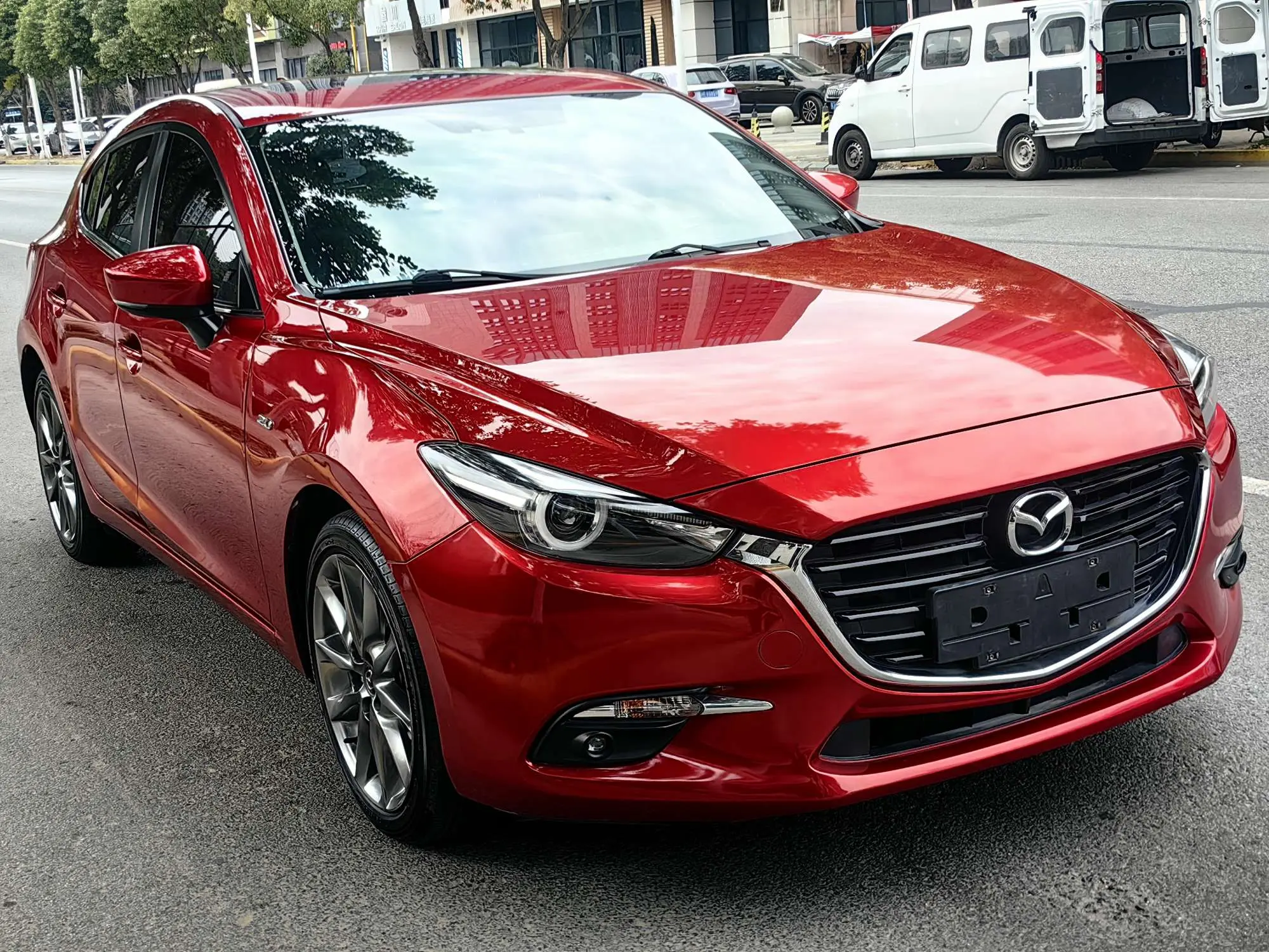 Mazda Axela (Mazda3)  из Китая