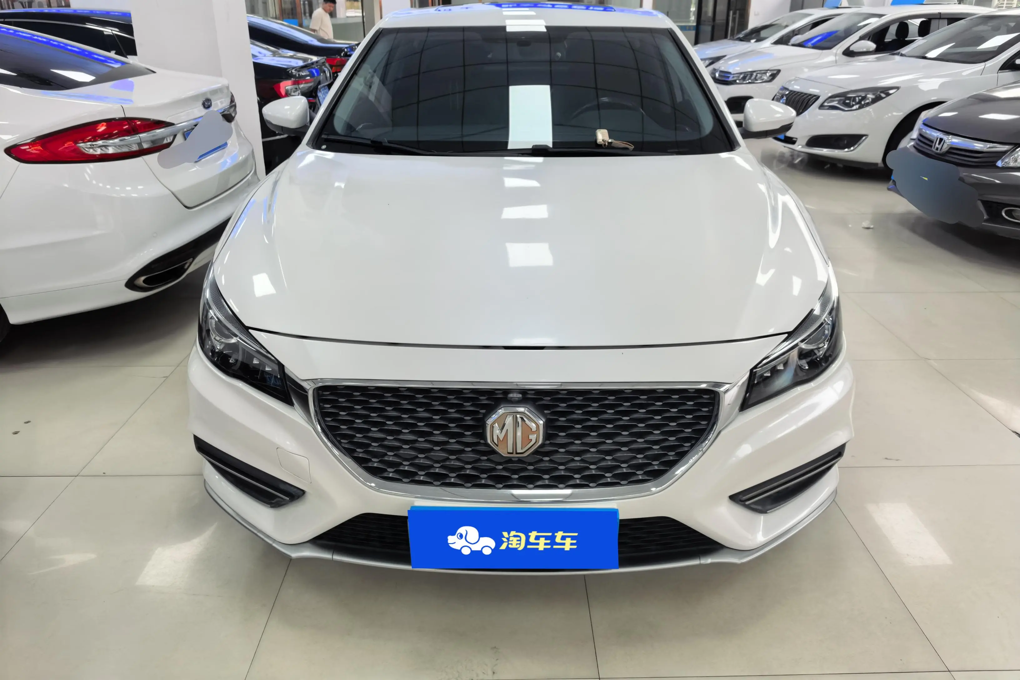 MG 6  из Китая