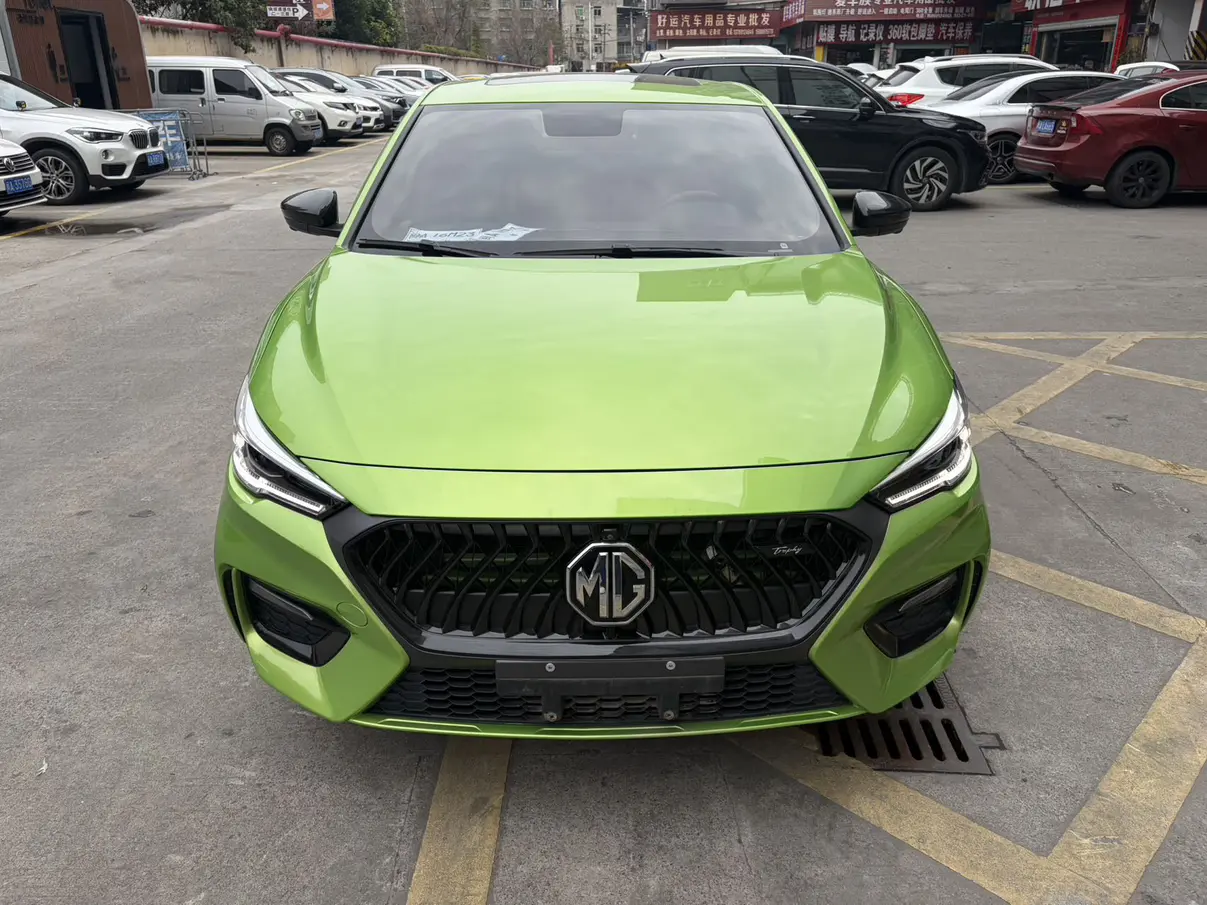 MG 6  из Китая