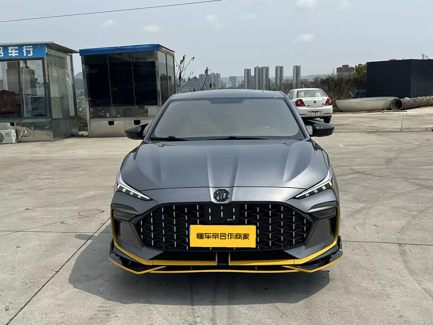 MG 6  из Китая