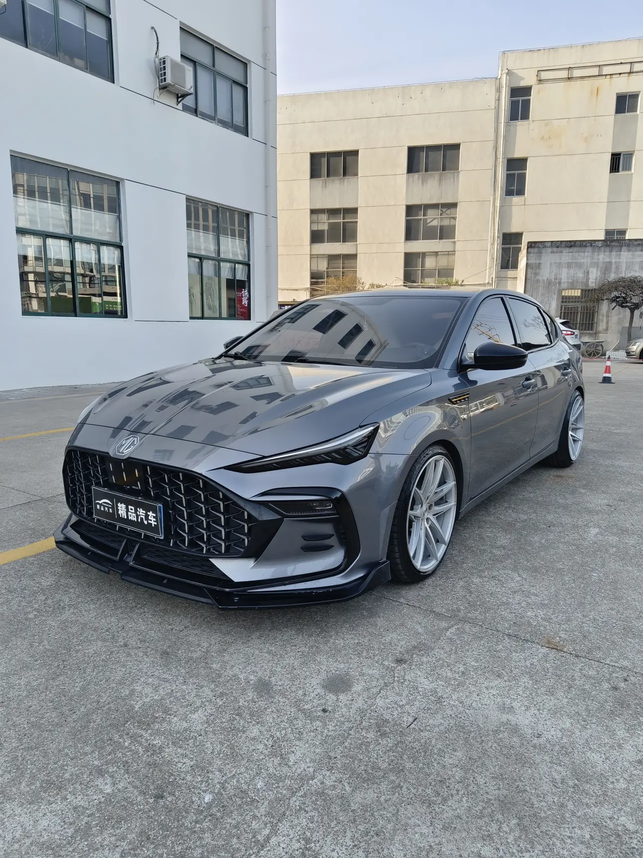 MG 6  из Китая