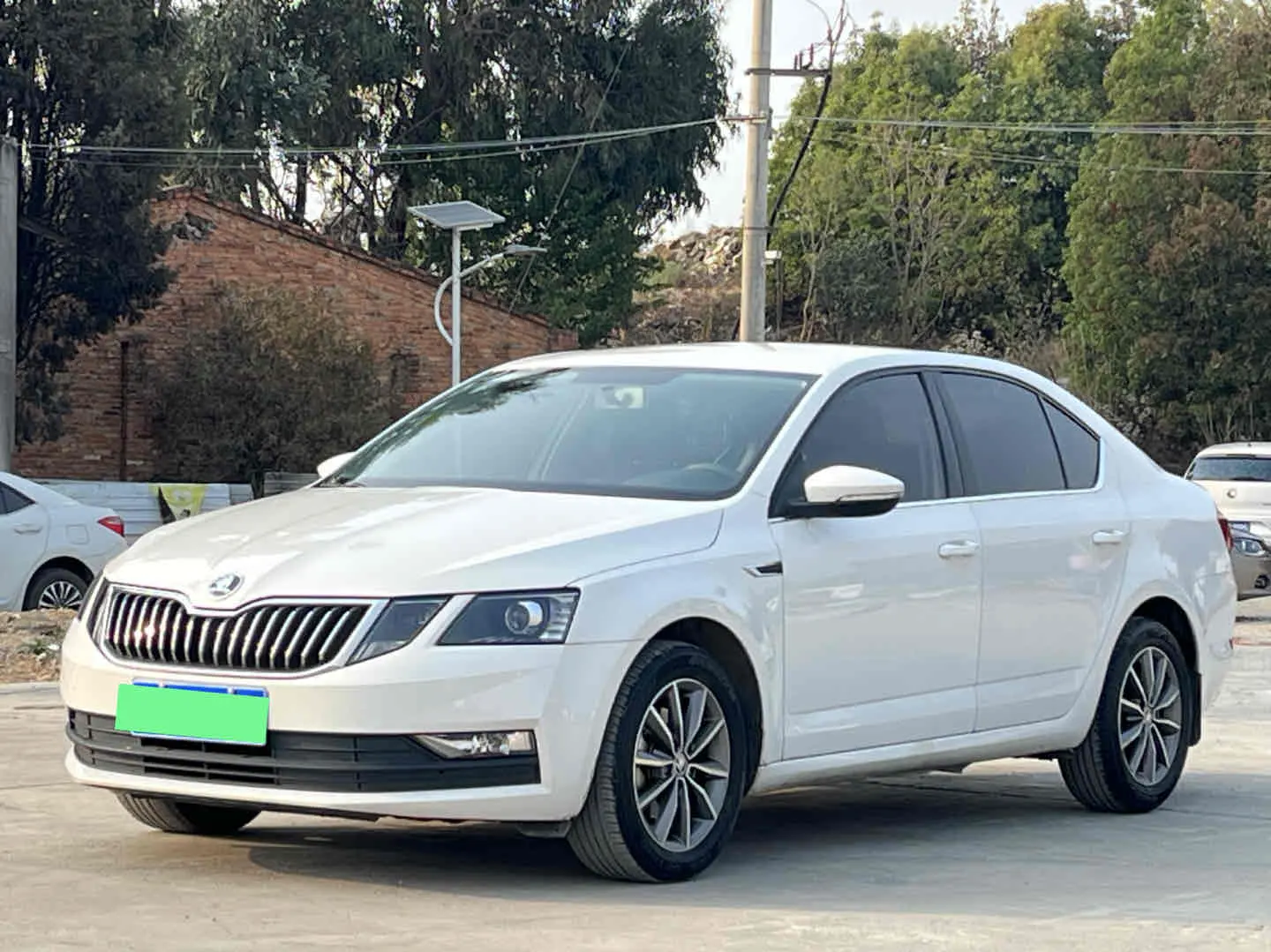 Skoda Octavia  из Китая