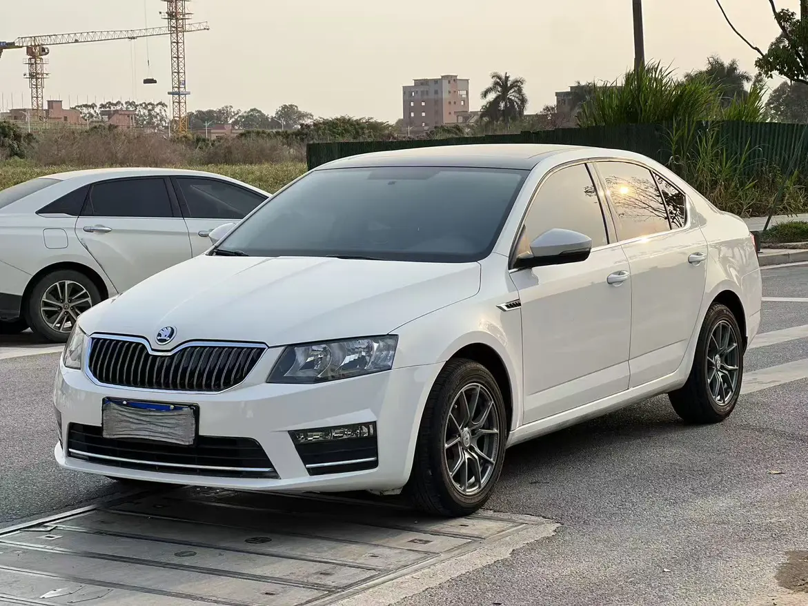 Skoda Octavia  из Китая