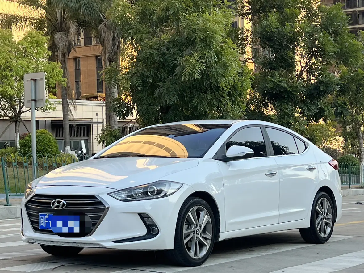 Hyundai Lead