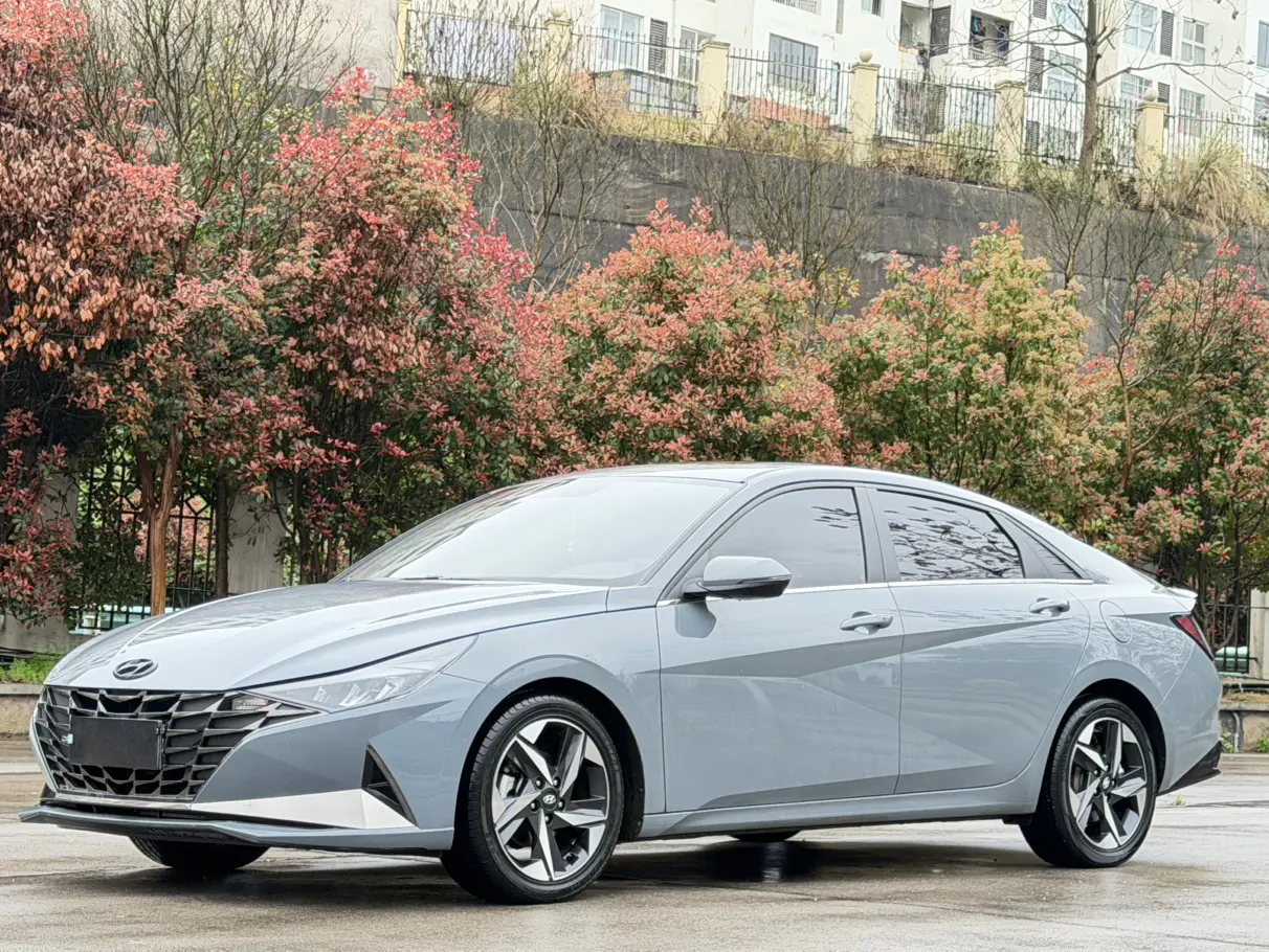 Hyundai Elantra  из Китая