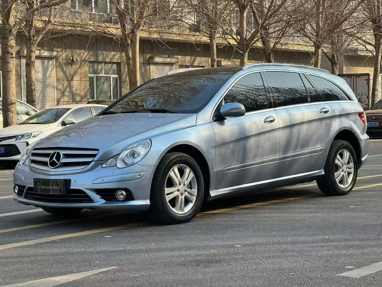 Mercedes-Benz R-Class