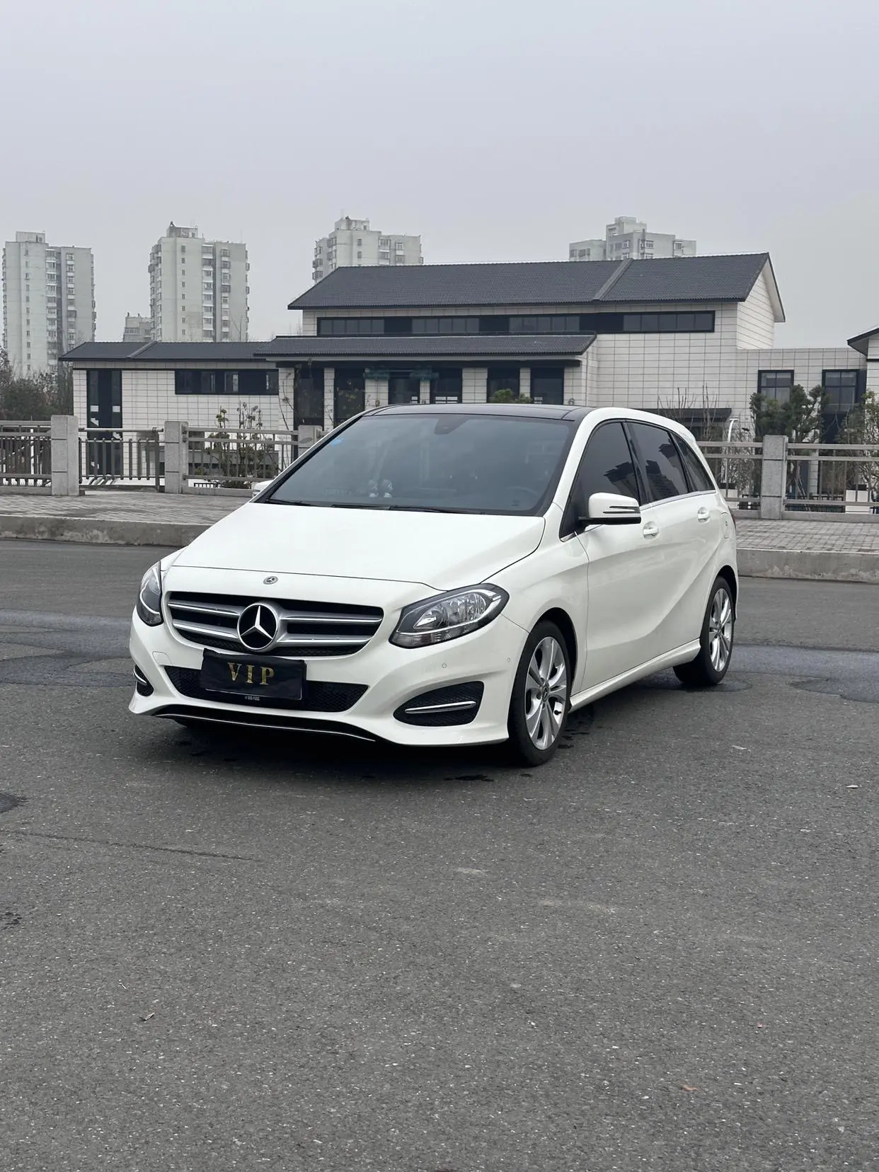 Mercedes-Benz Mercedes Benz B Class  из Китая