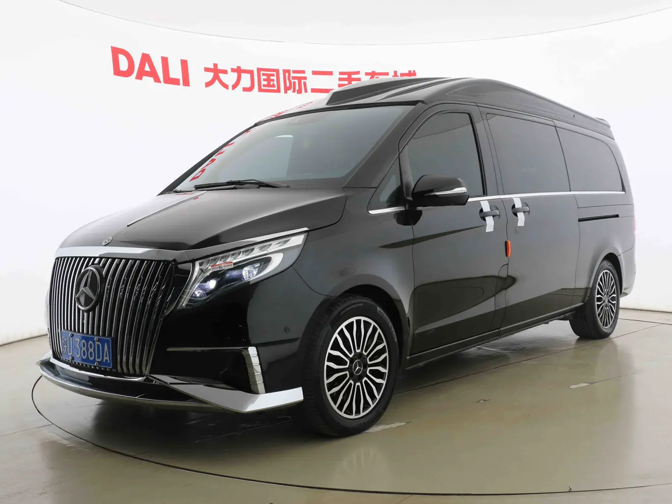 Mercedes-Benz Mercedes Benz V Class