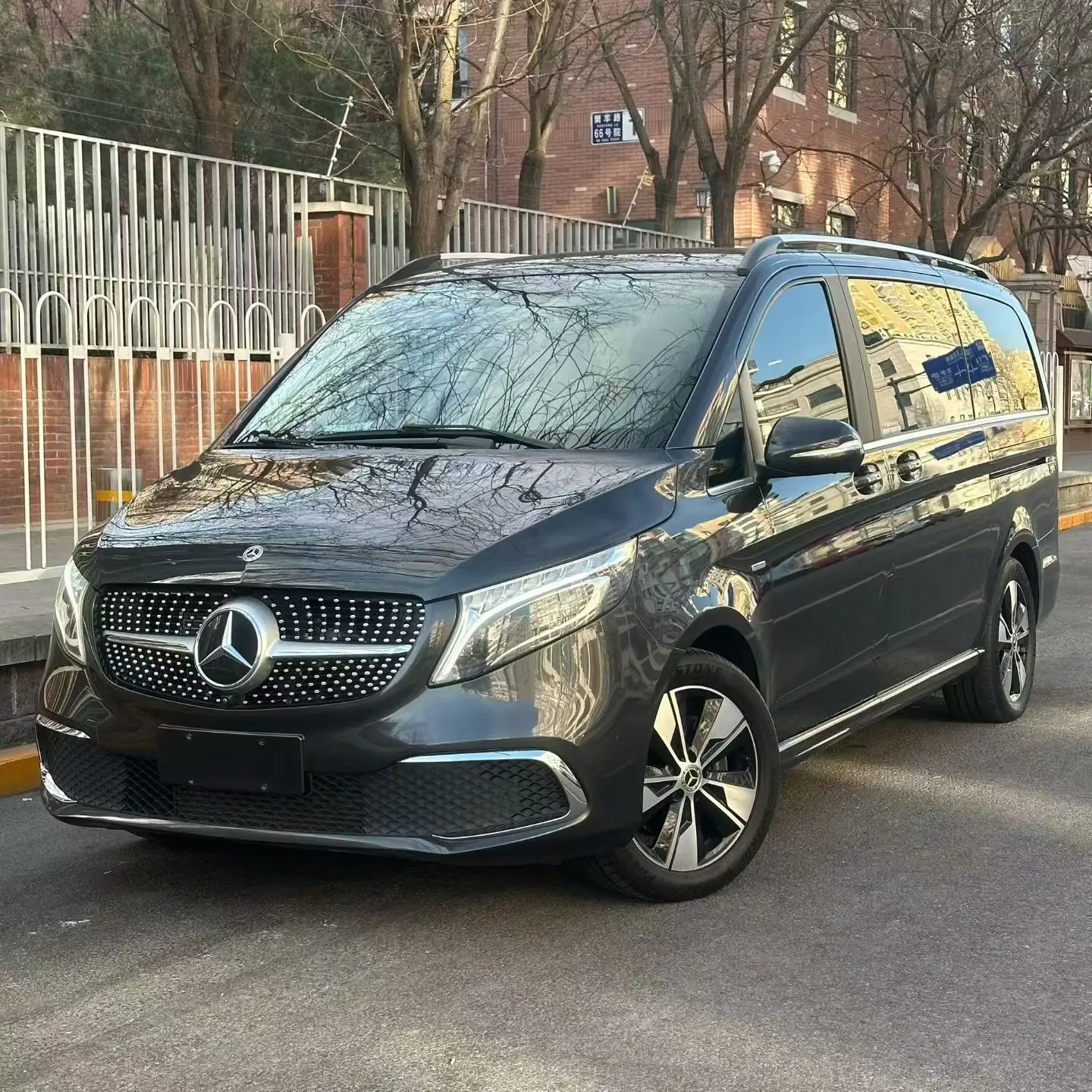 Mercedes-Benz Mercedes Benz V Class  из Китая