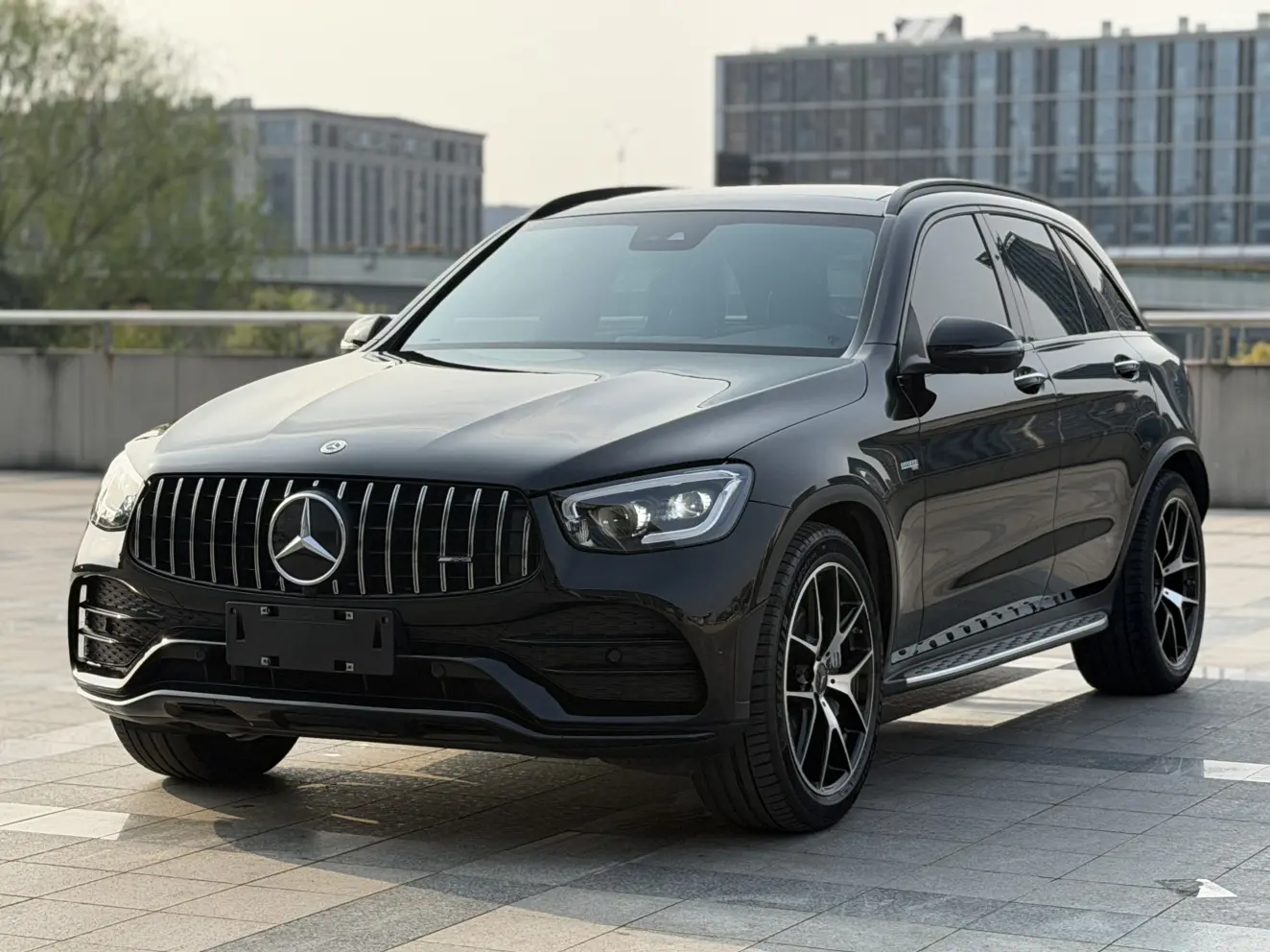 Mercedes-Benz GLC AMG