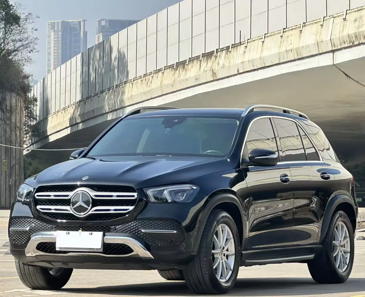 Mercedes-Benz GLE (Imported)