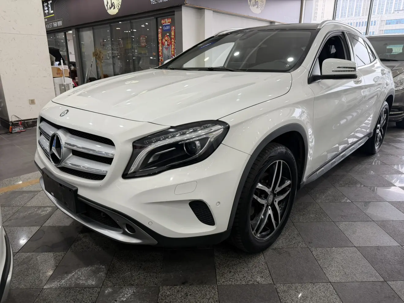Mercedes-Benz GLA