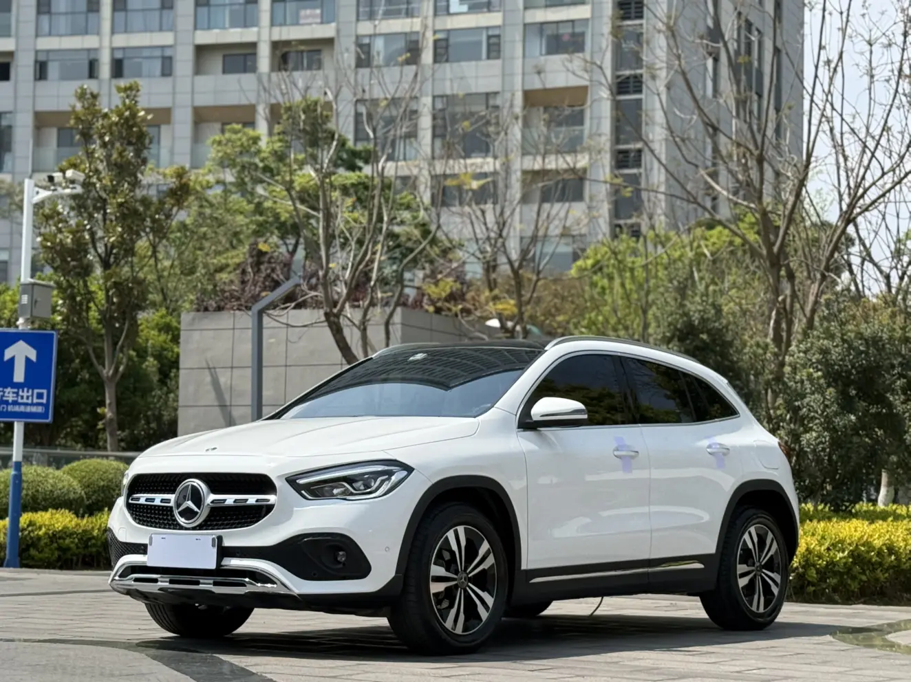 Mercedes-Benz GLA