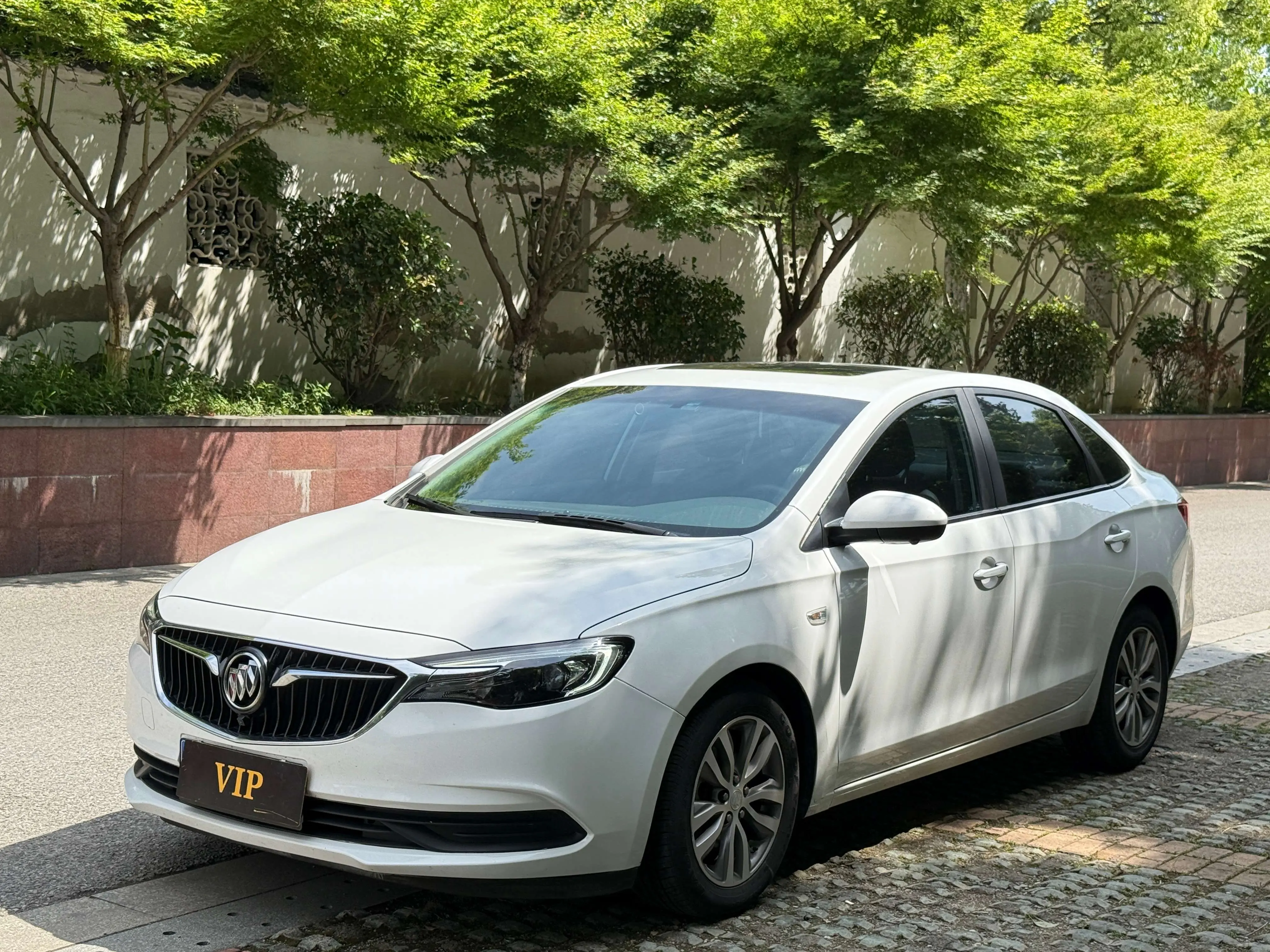 Buick Yinglang