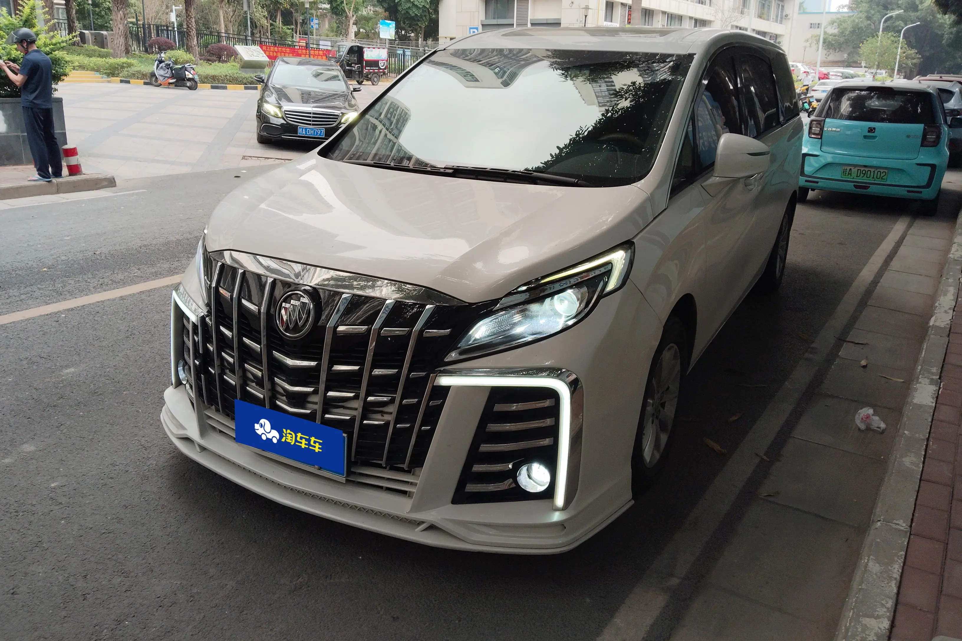 Buick GL8
