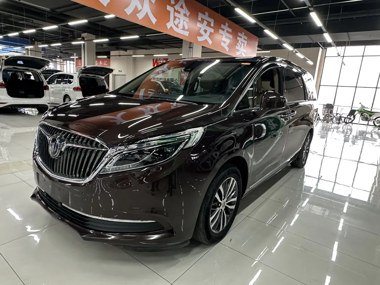Buick GL8