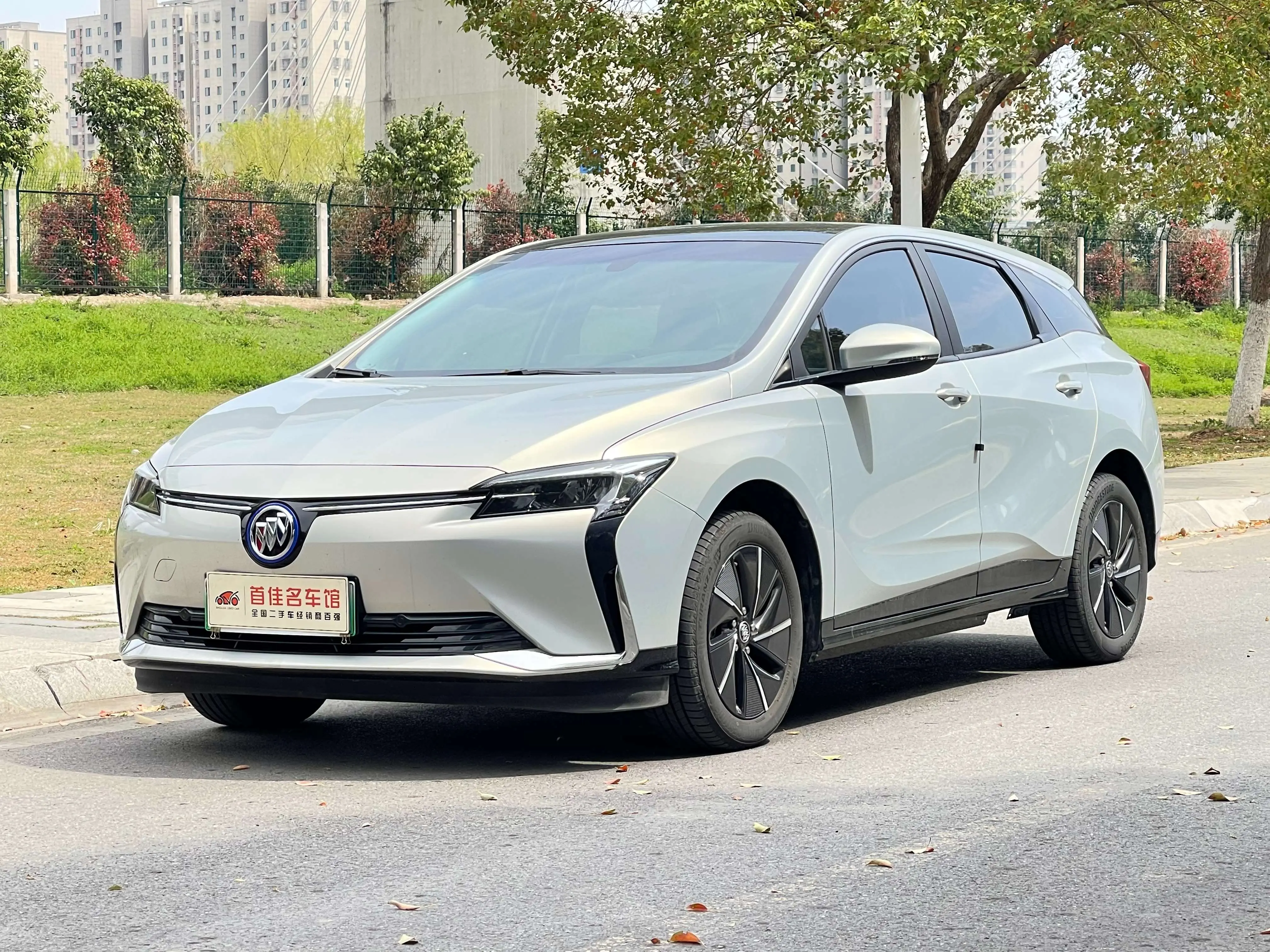 Buick Micro blue 6  из Китая