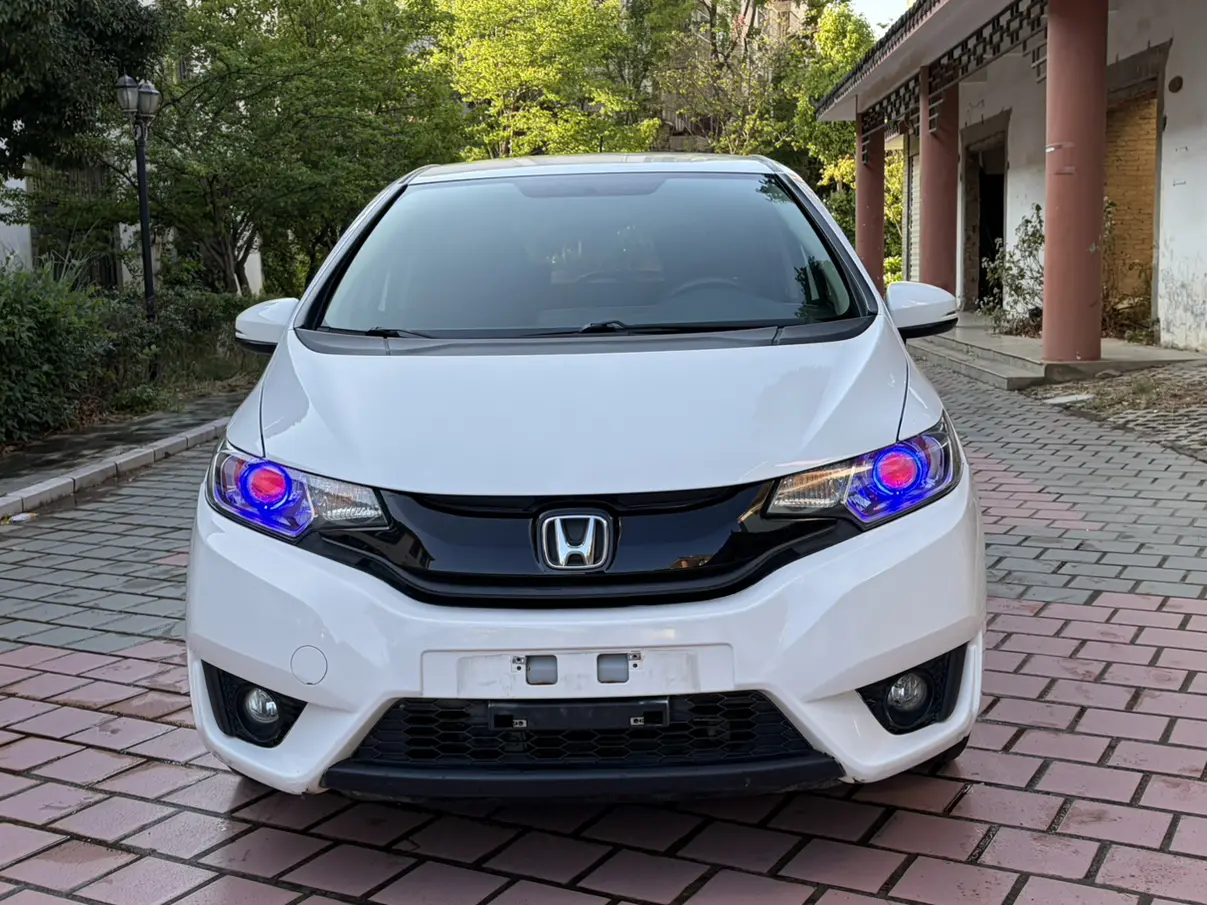 Honda Fit  из Китая