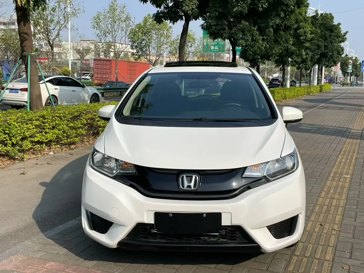 Honda Fit  из Китая