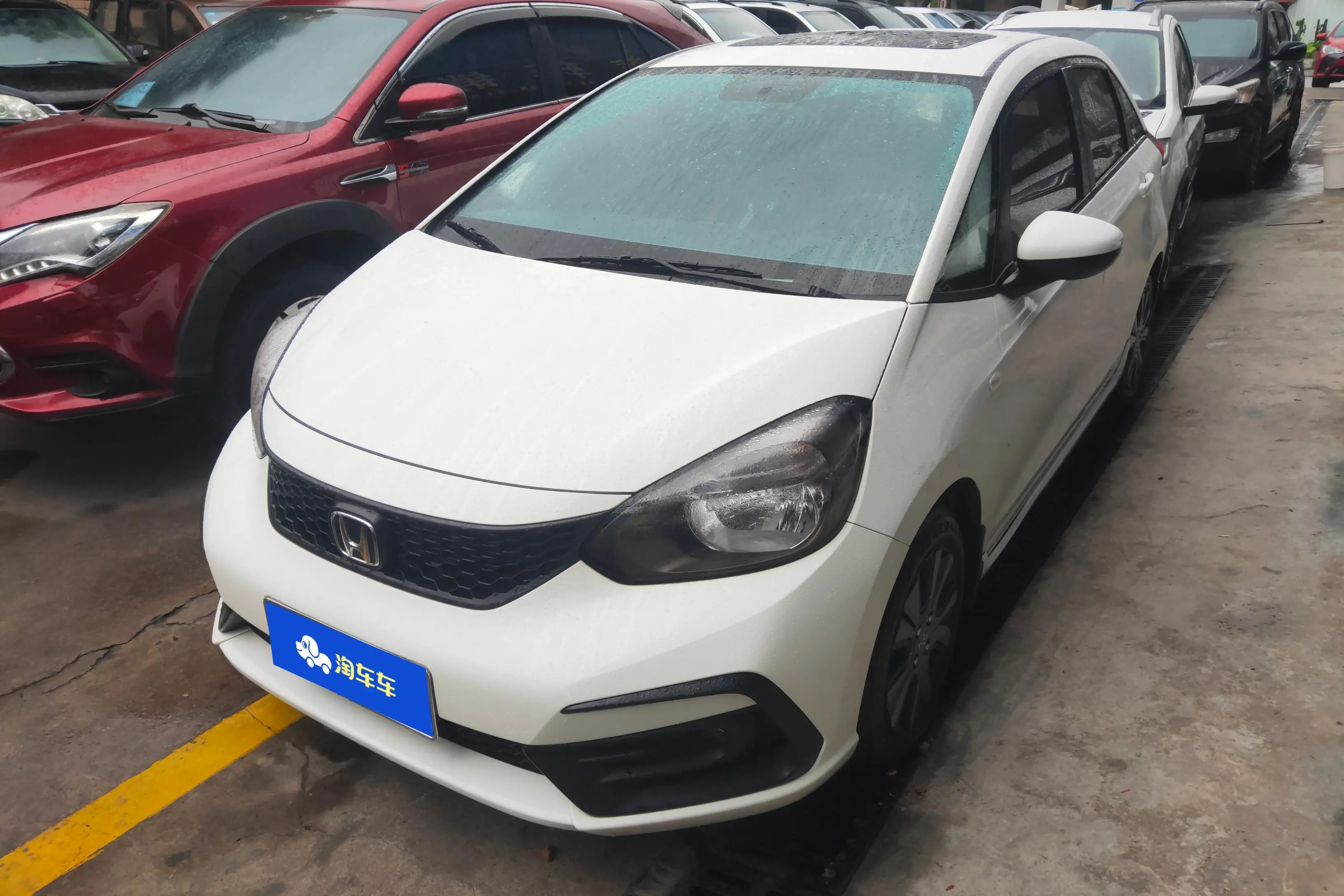 Honda Fit  из Китая