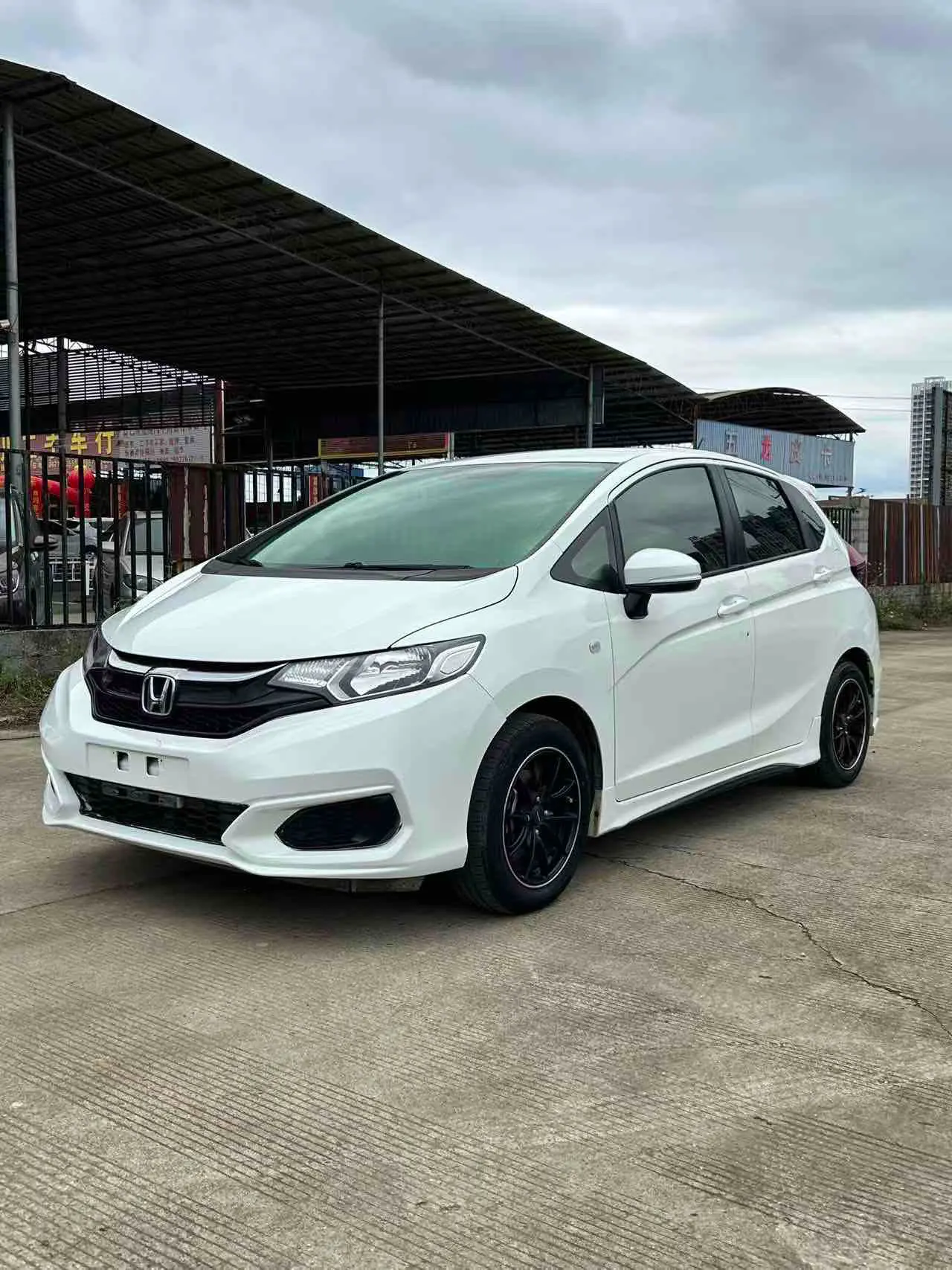 Honda Fit  из Китая