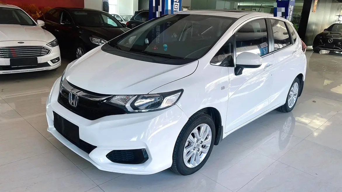 Honda Fit  из Китая