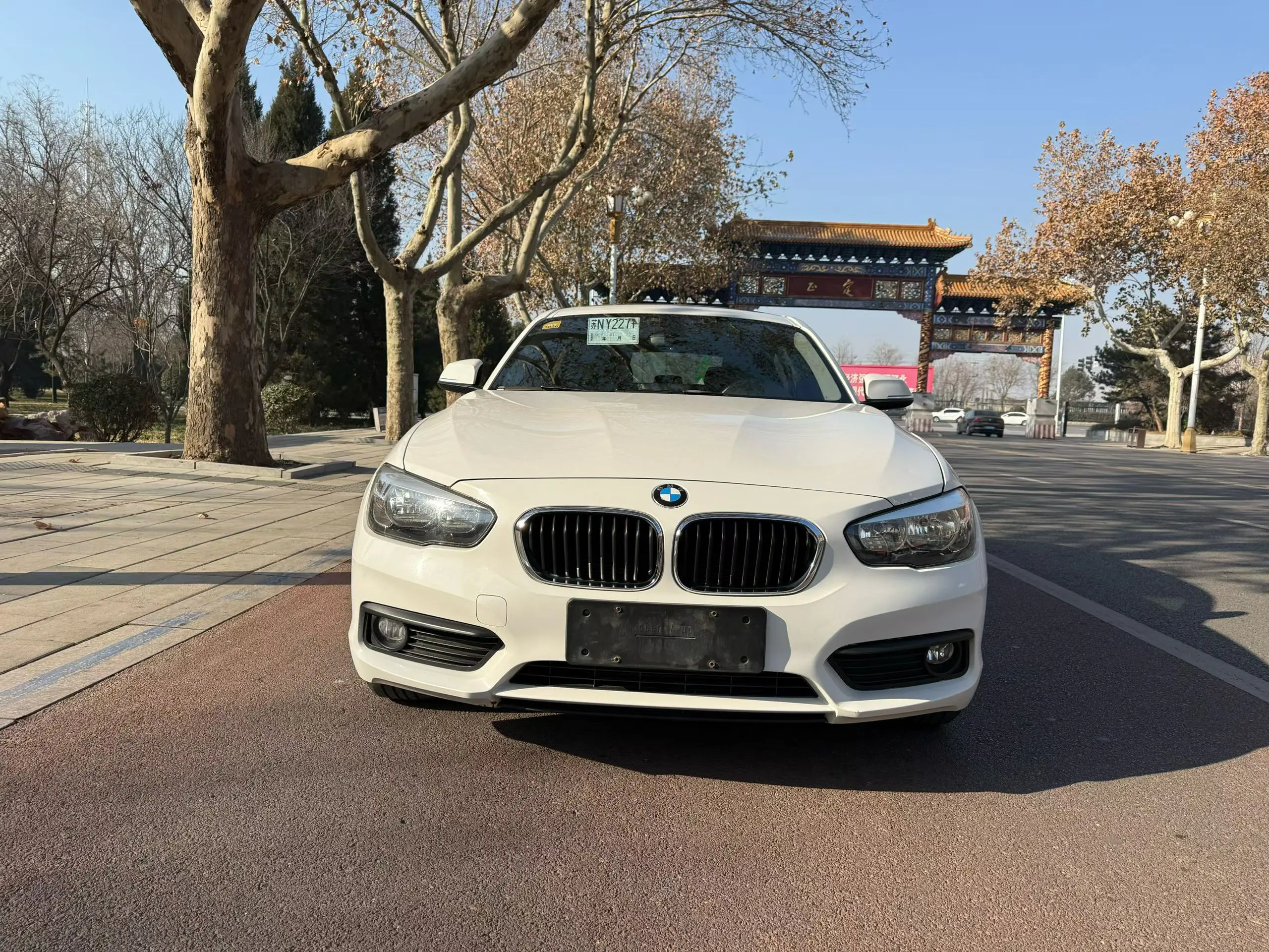 BMW 1 Series  из Китая