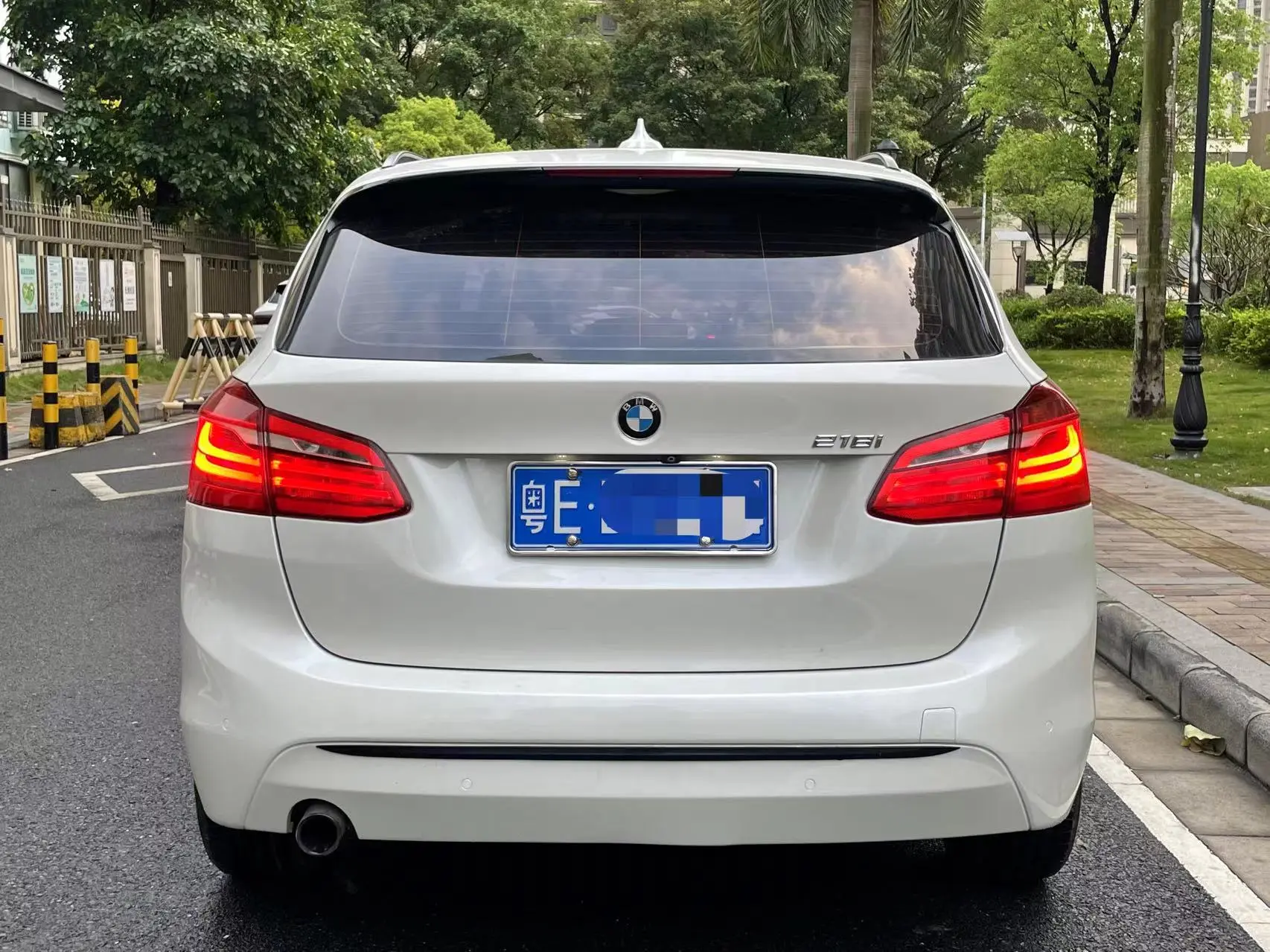 BMW 2 Series Active Tourer  из Китая