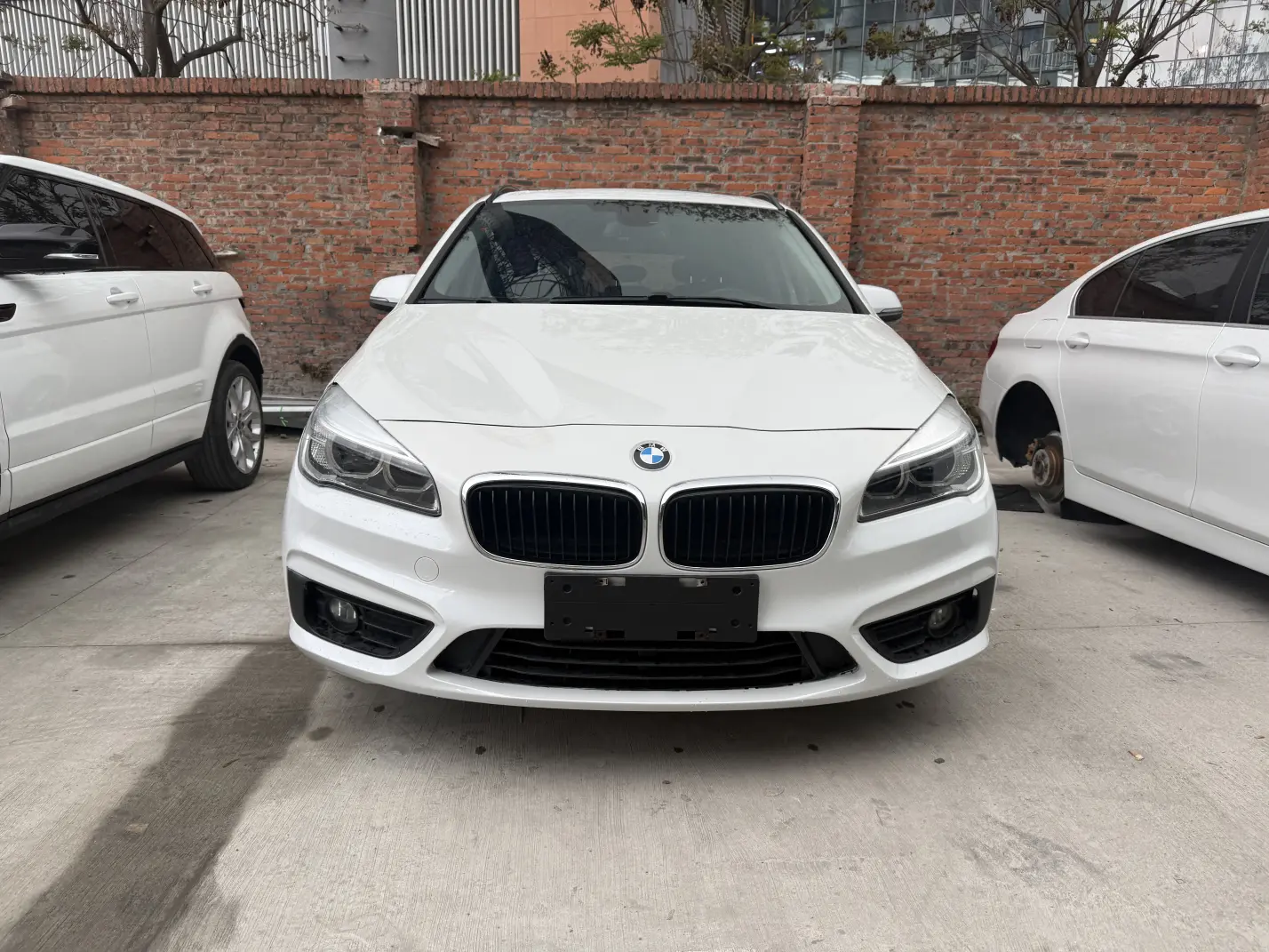 BMW 2 Series Active Tourer  из Китая