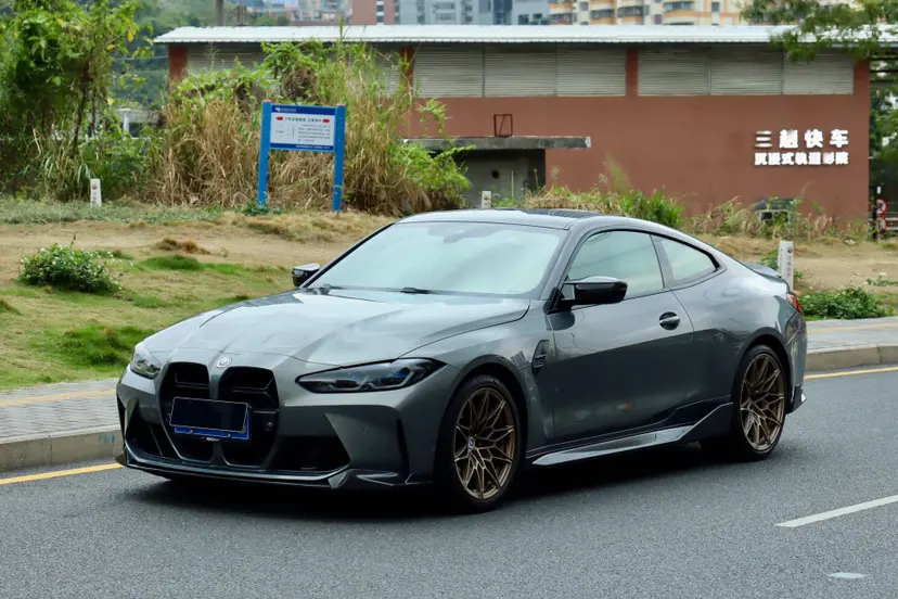 BMW M4