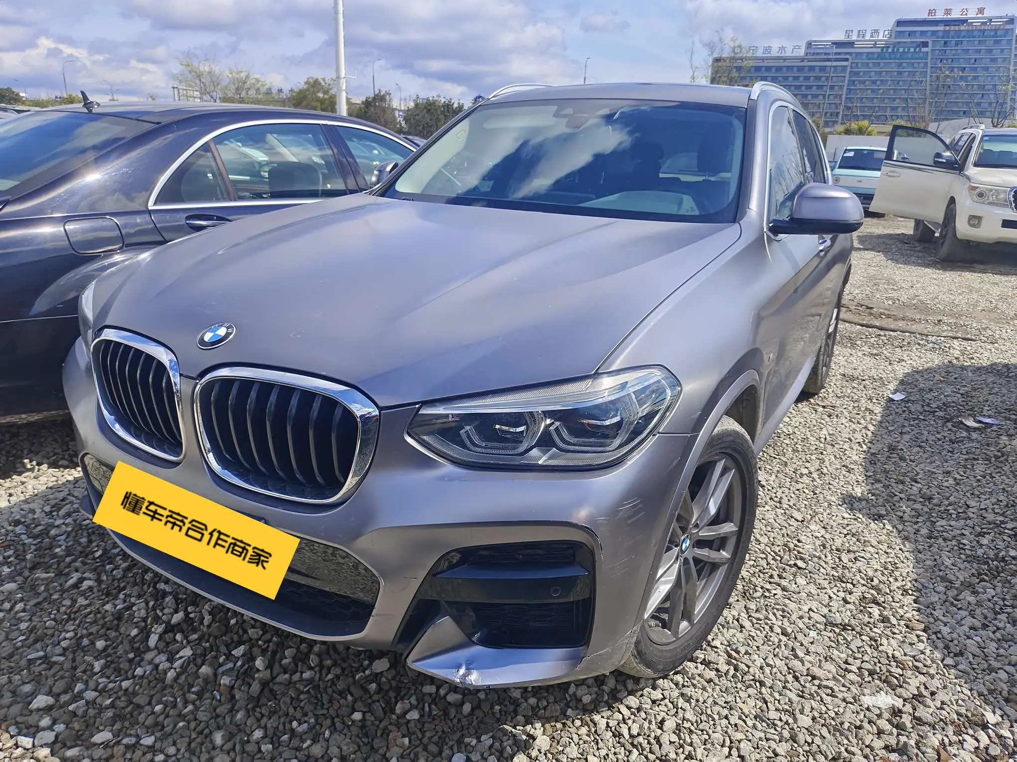 BMW X3  из Китая