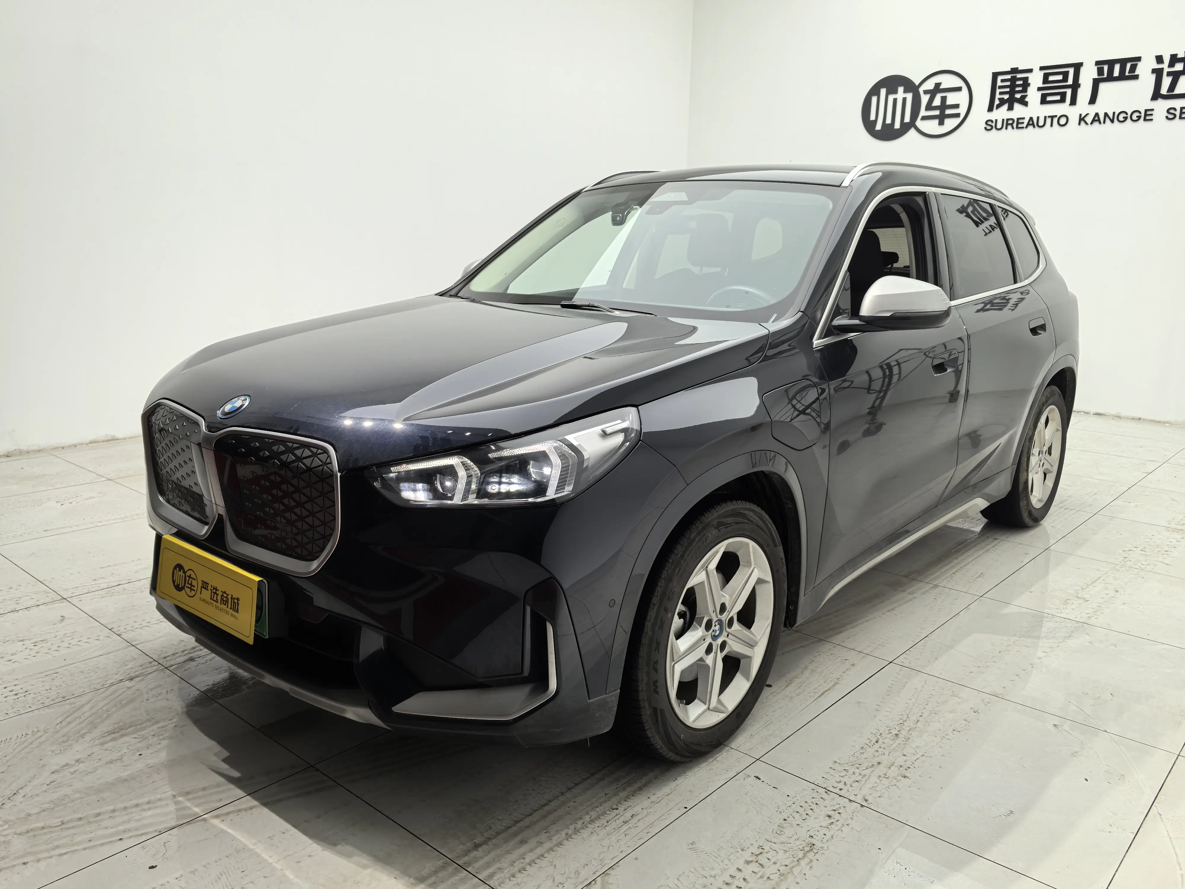 BMW iX1  из Китая