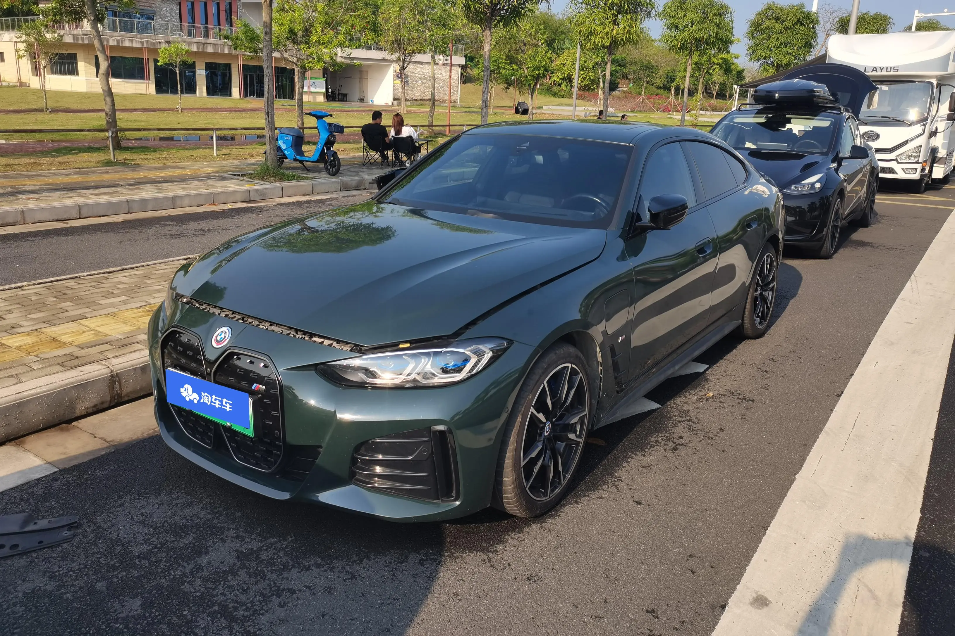 BMW i4