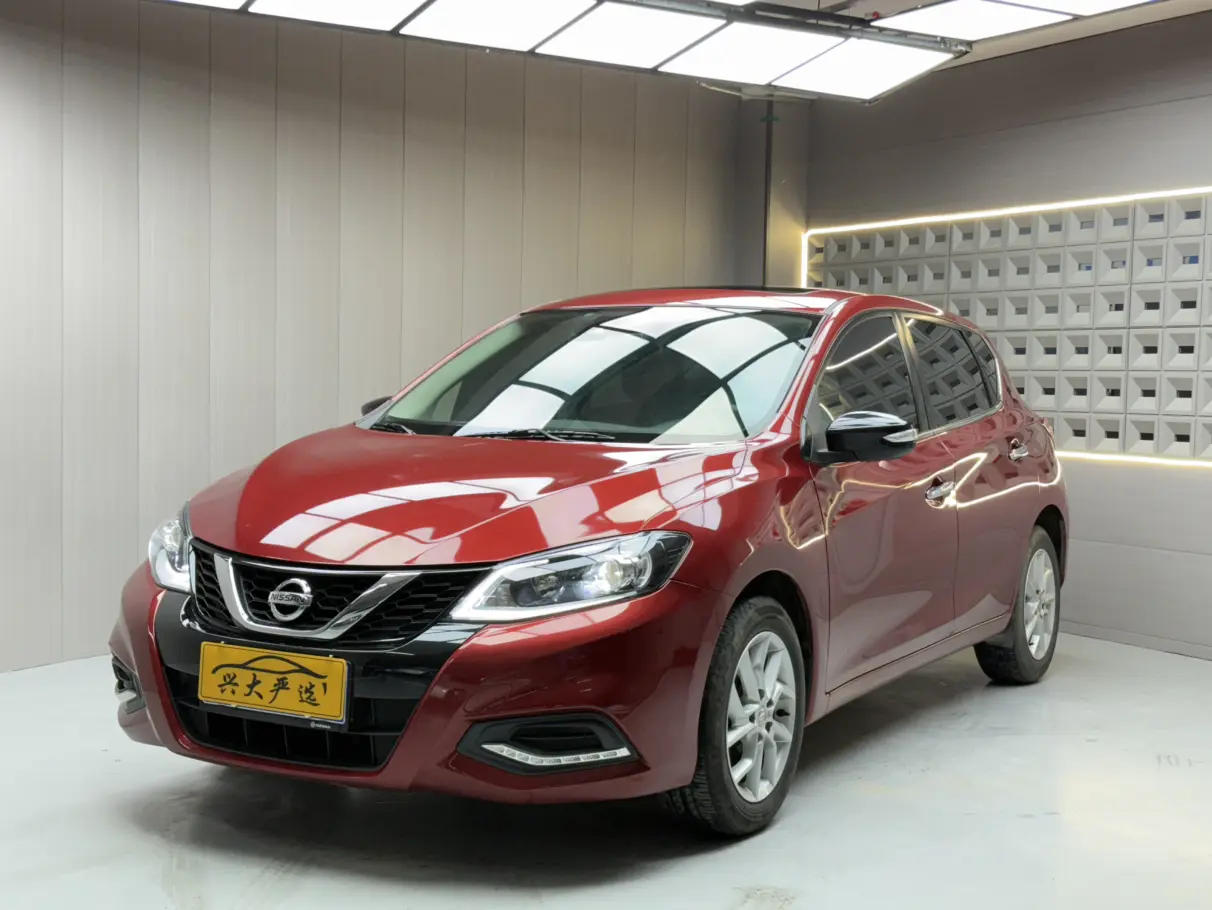 Nissan Tiida  из Китая