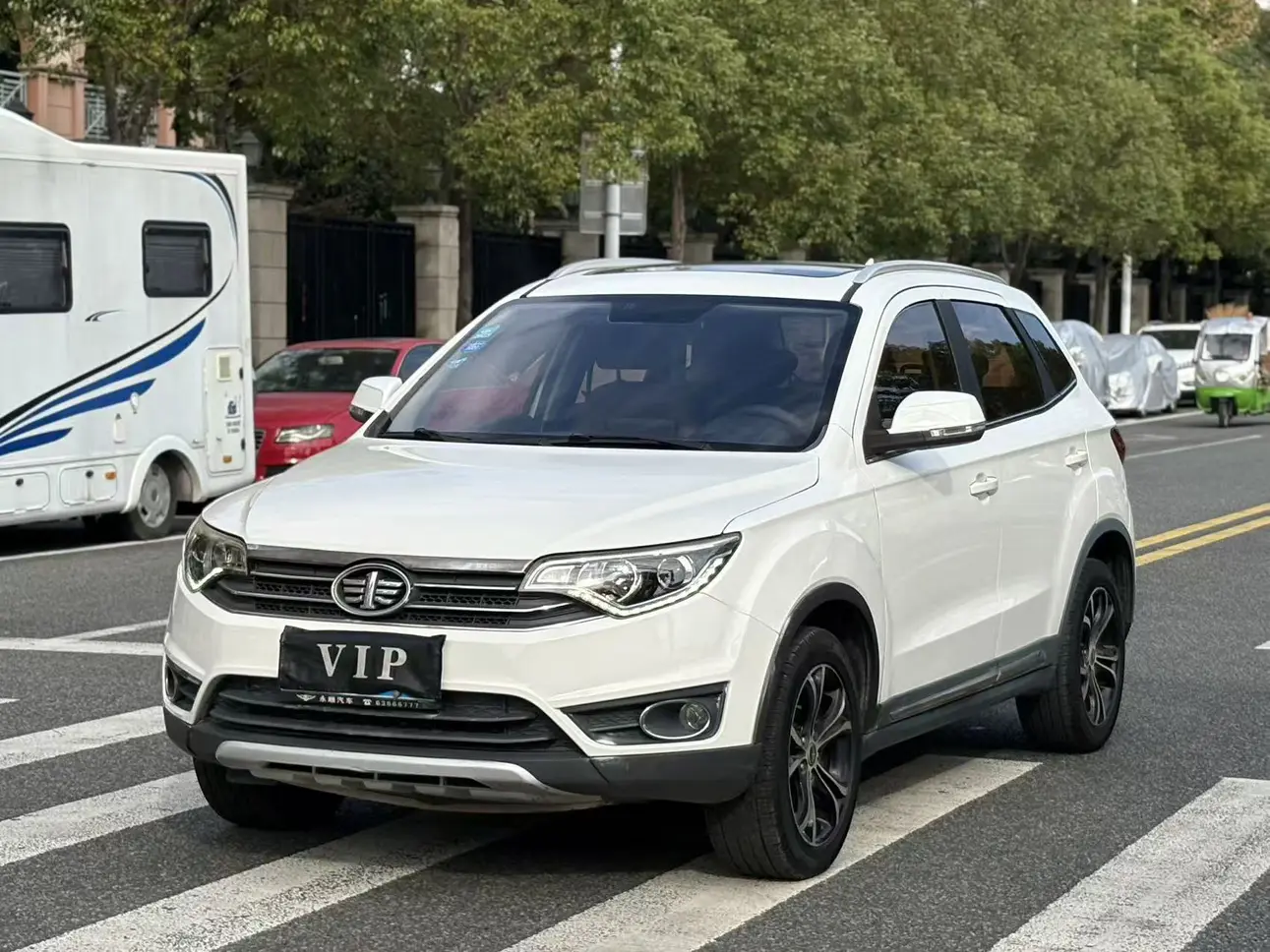 FAW Senya R7