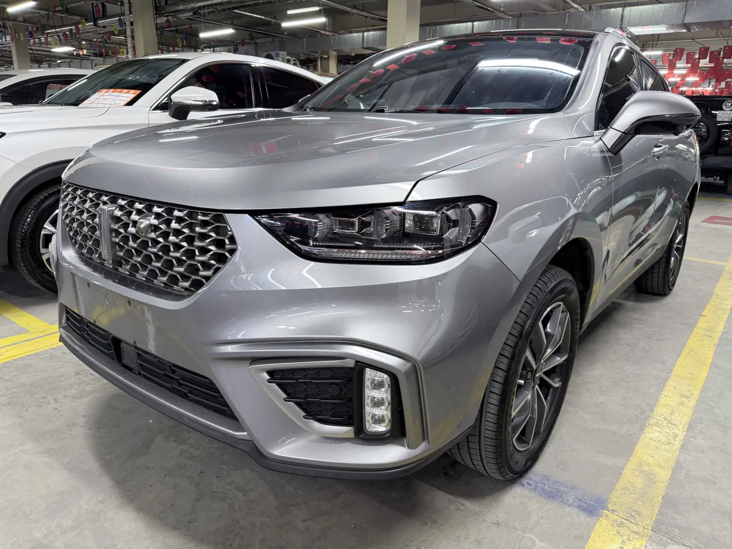 Wey Wei brand VV5