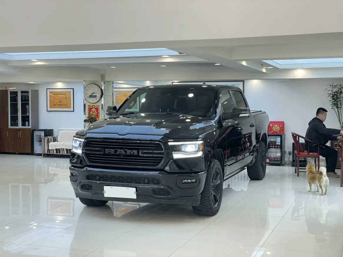RAM 1500 Rev