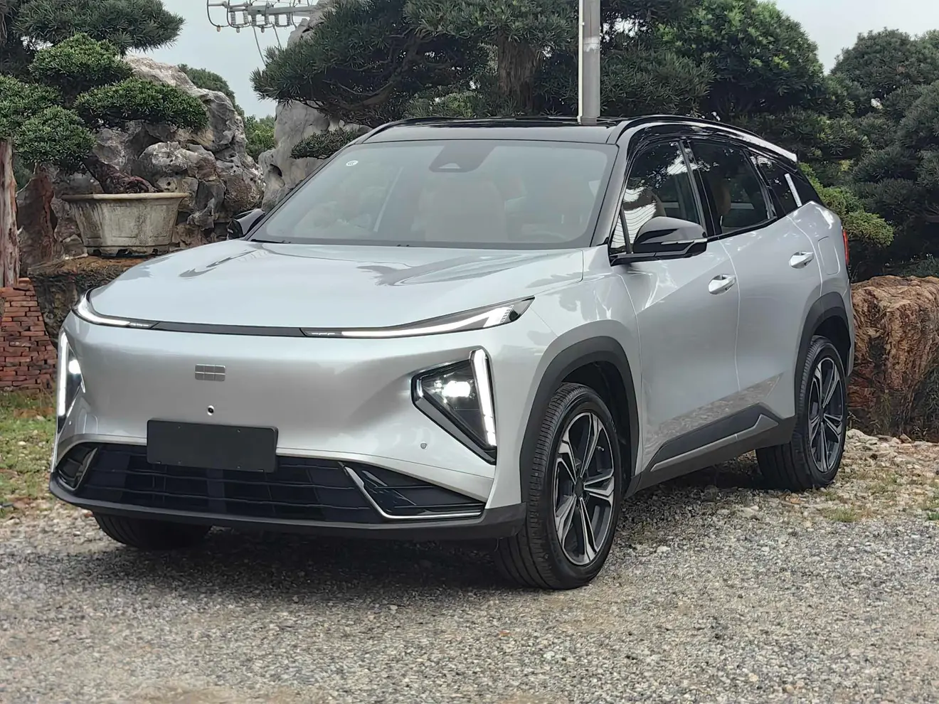 Geely Galaxy L7