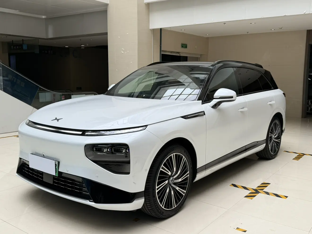 Xpeng G9