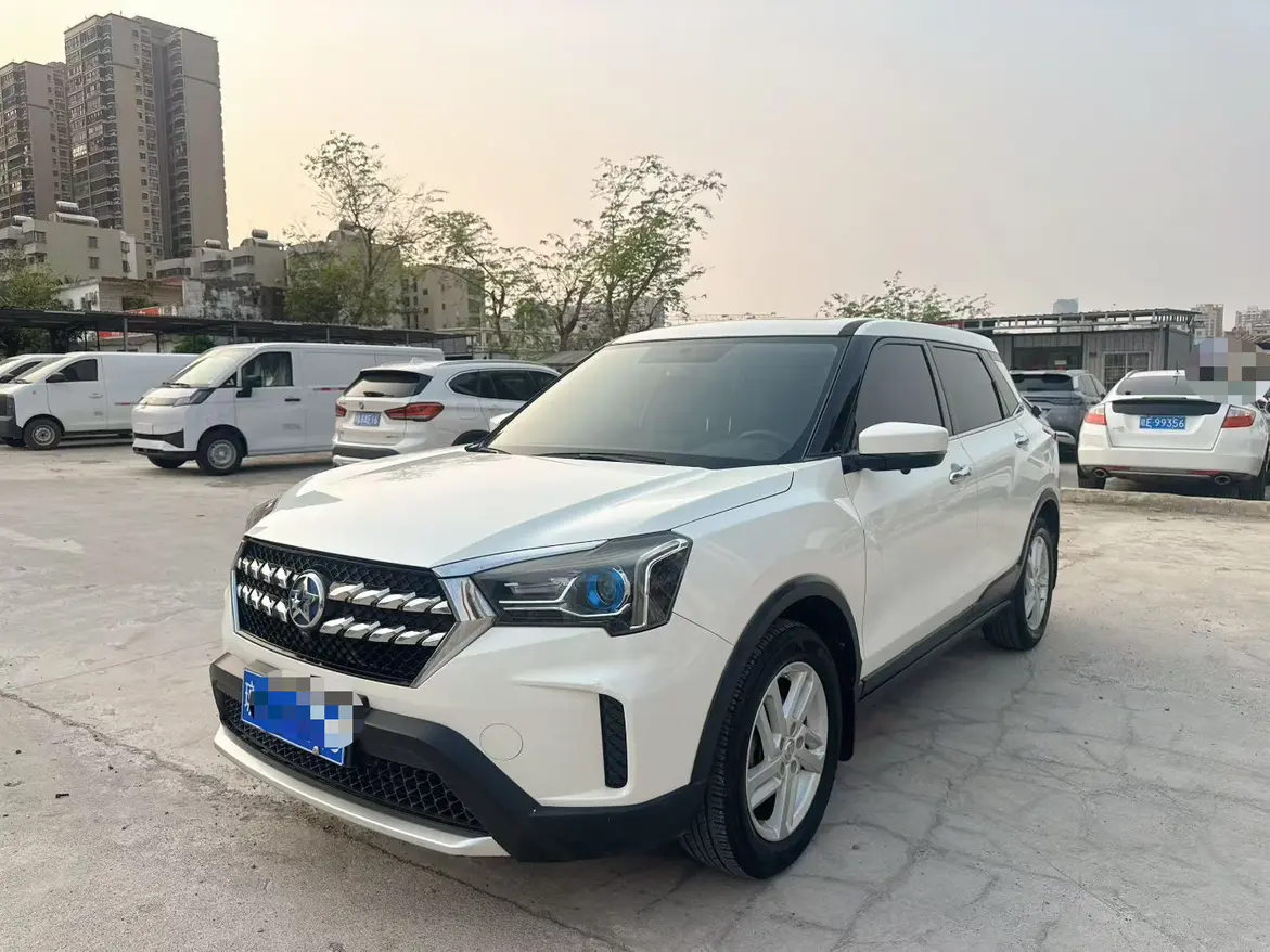 Kai Chen Venucia T60
