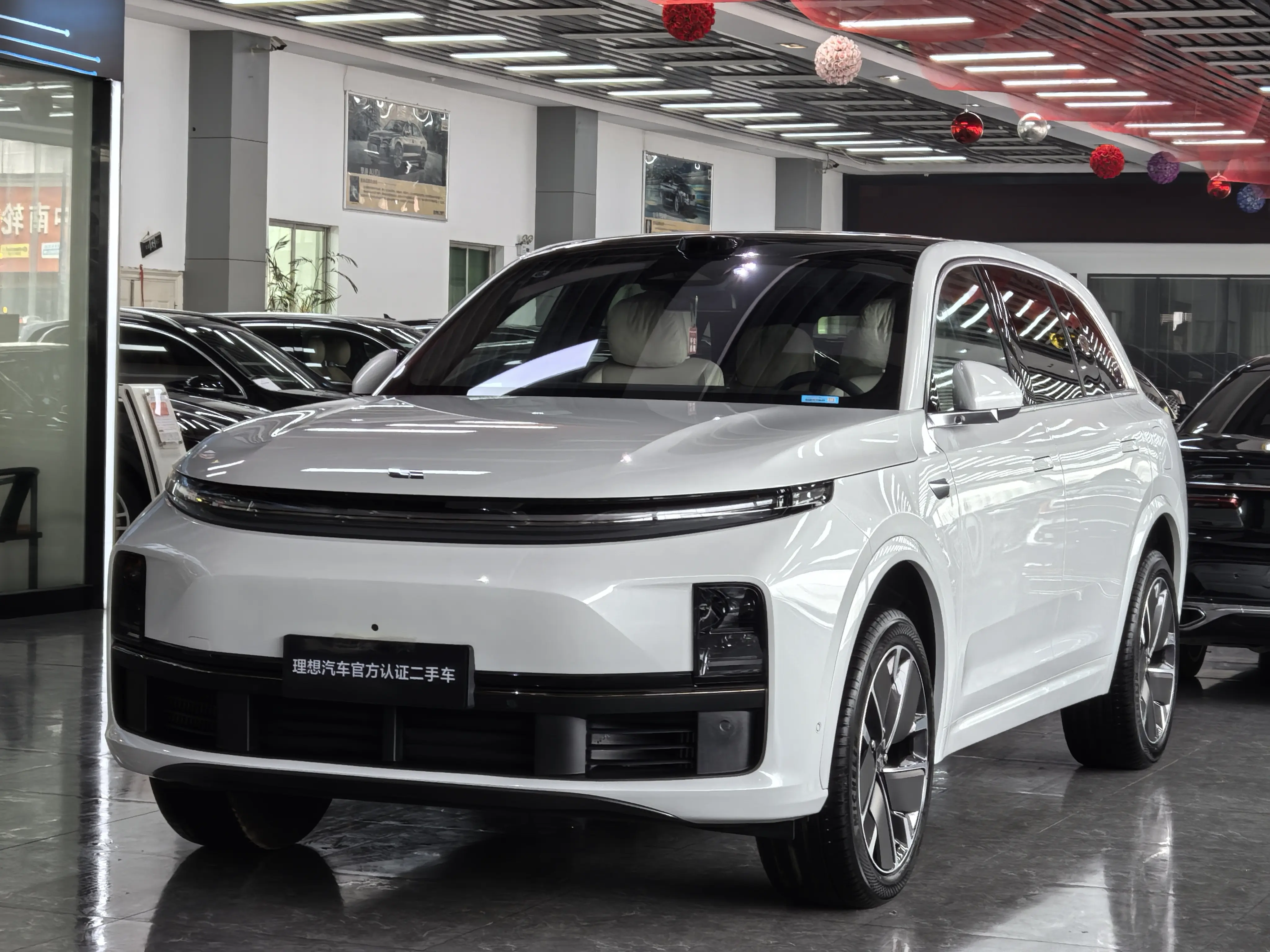 Lixiang L7