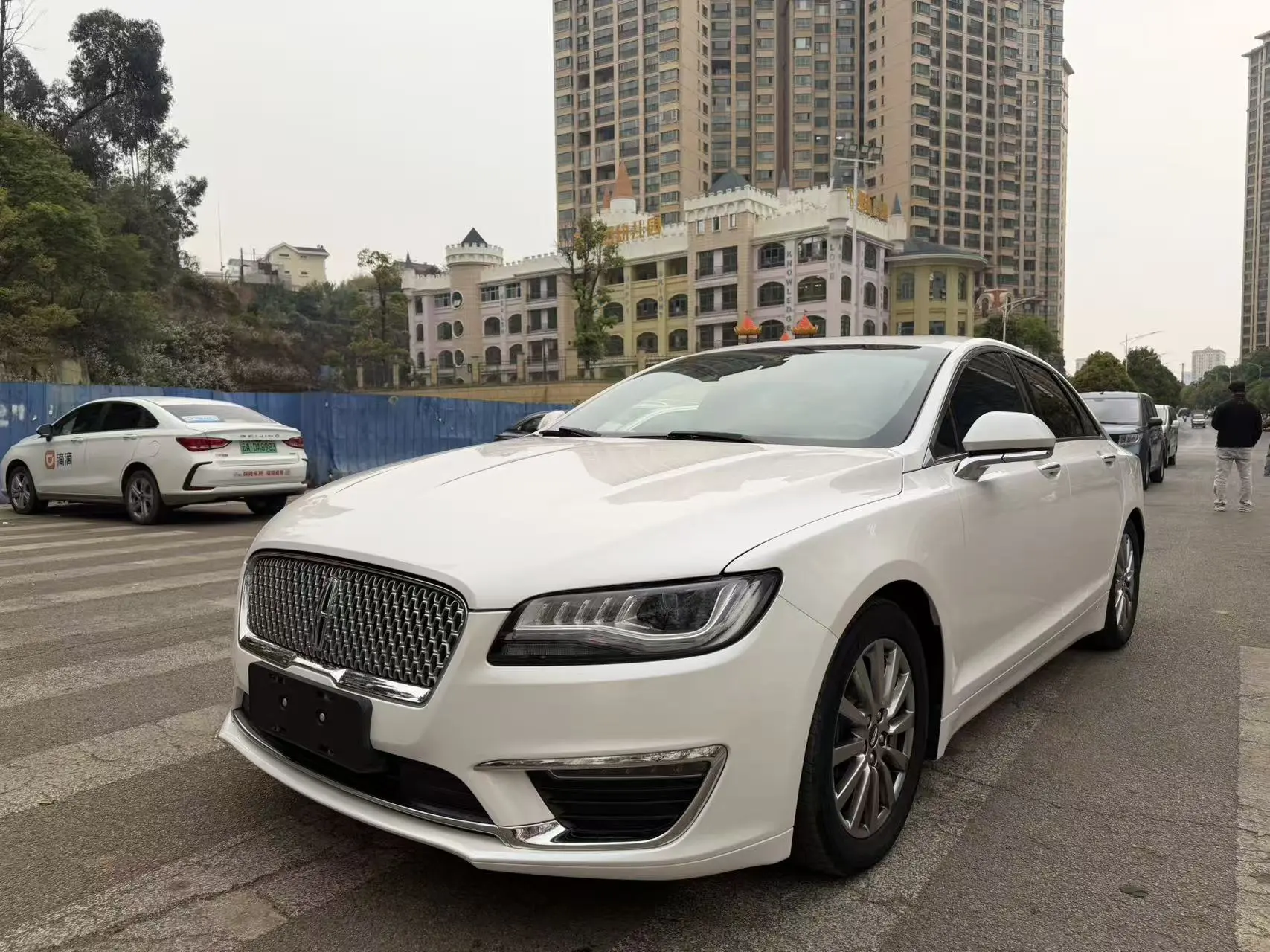 Lincoln MKZ