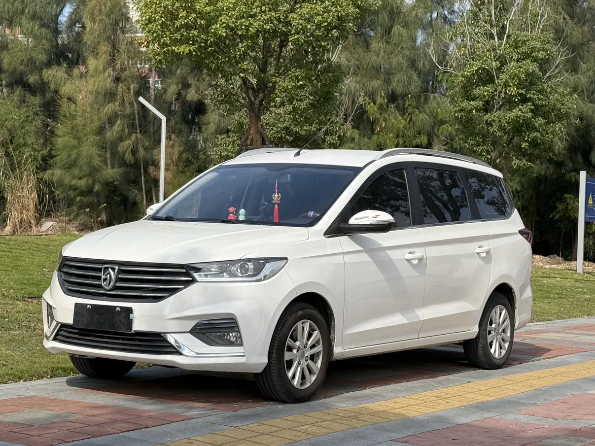 Baojun 360