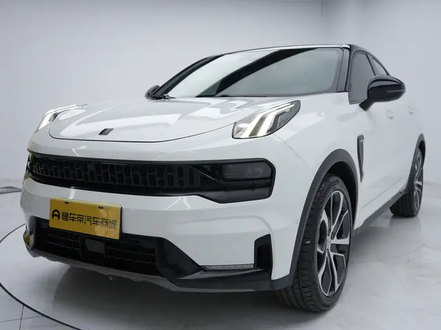 Lynk & Co 05