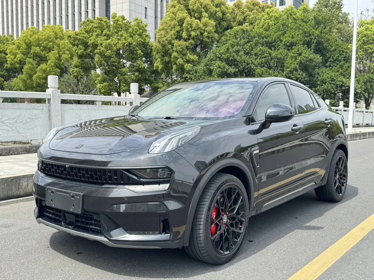 Lynk & Co 05