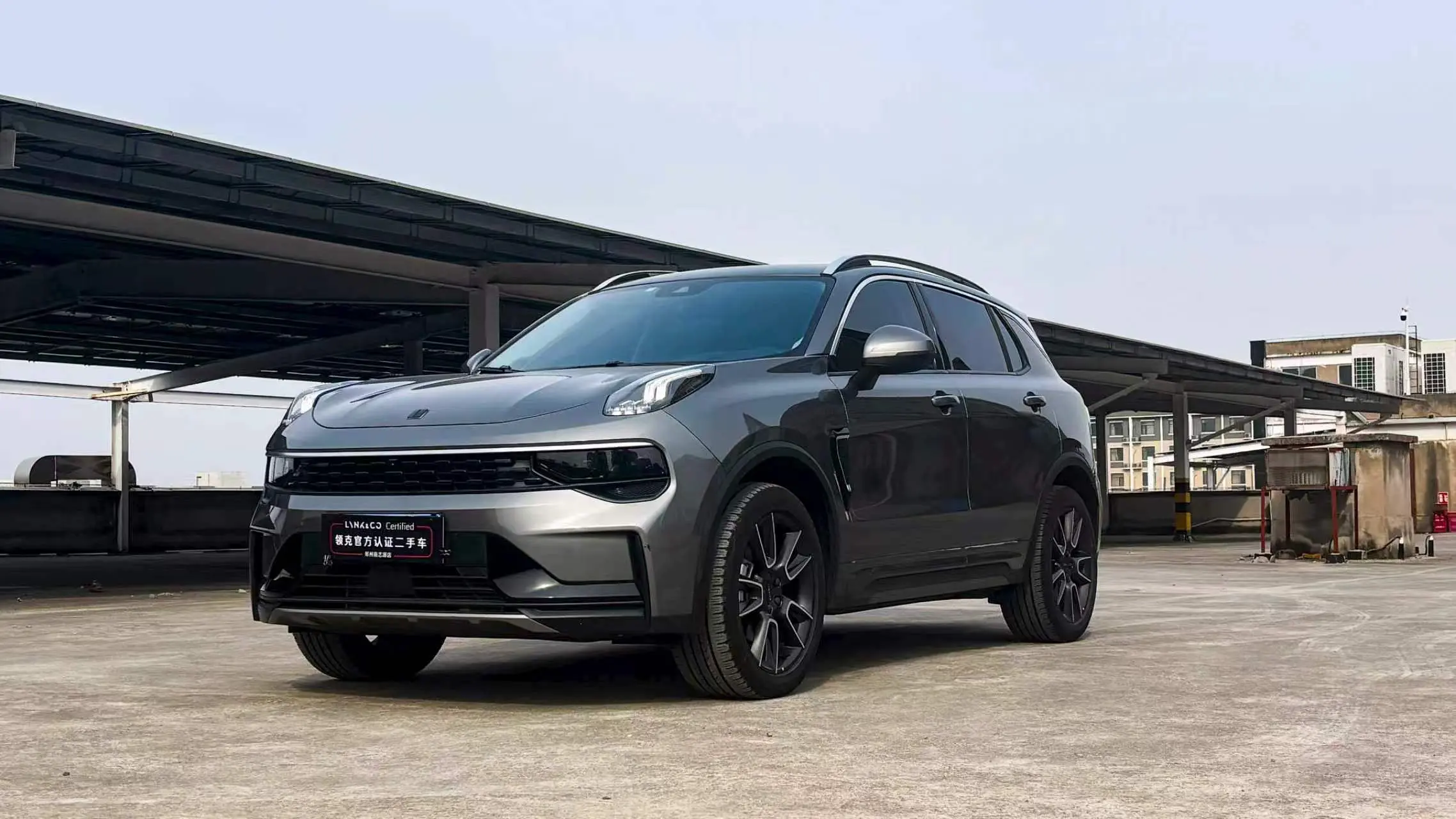 Lynk & Co 01