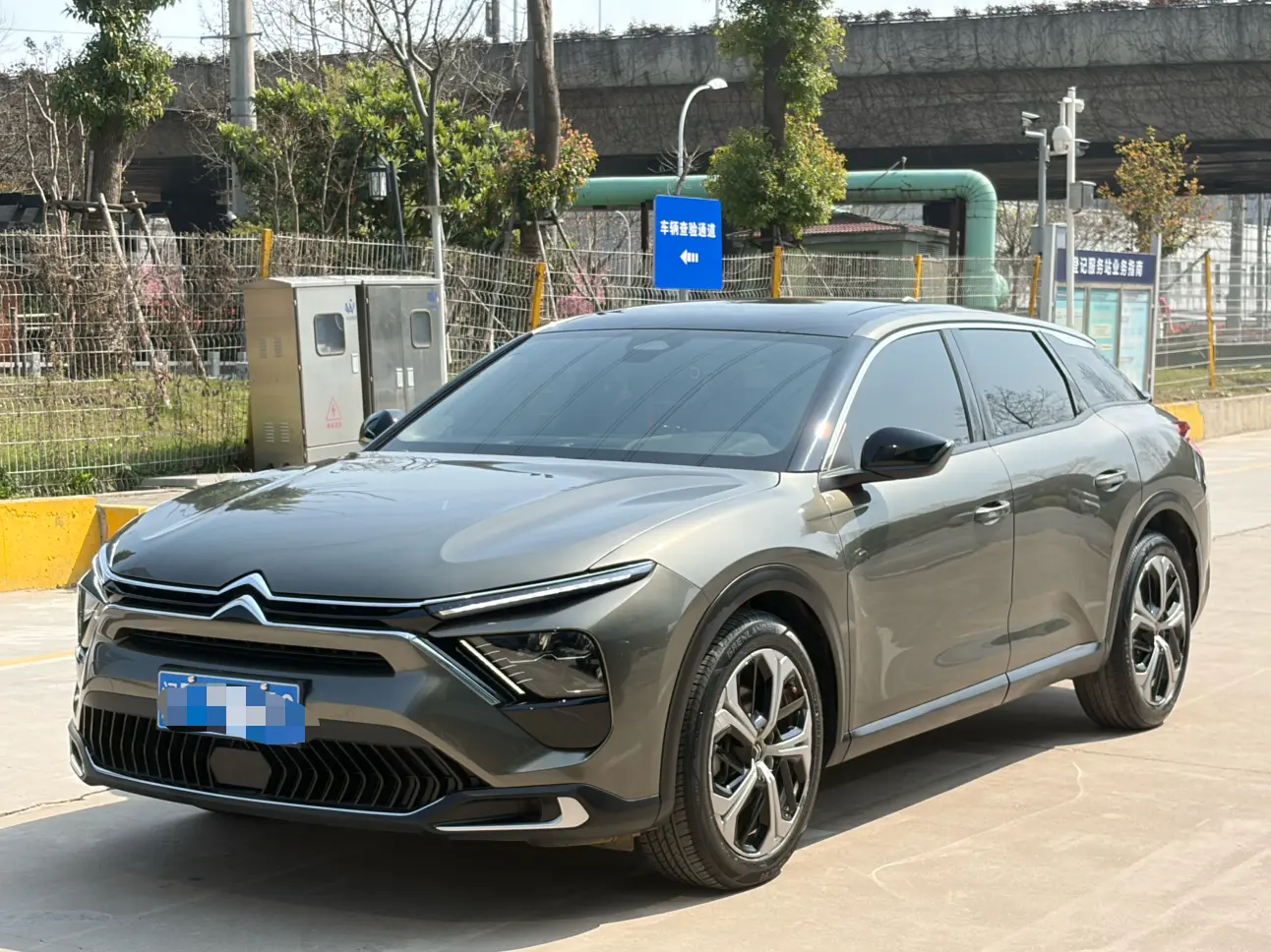 Citroën Versailles C5 X