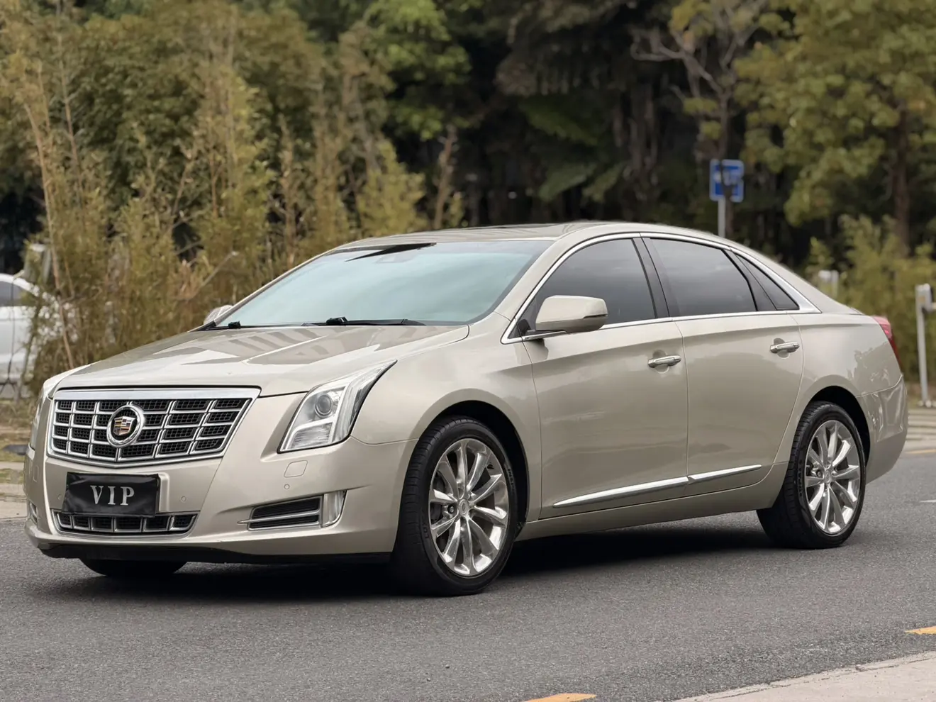 Cadillac XTS