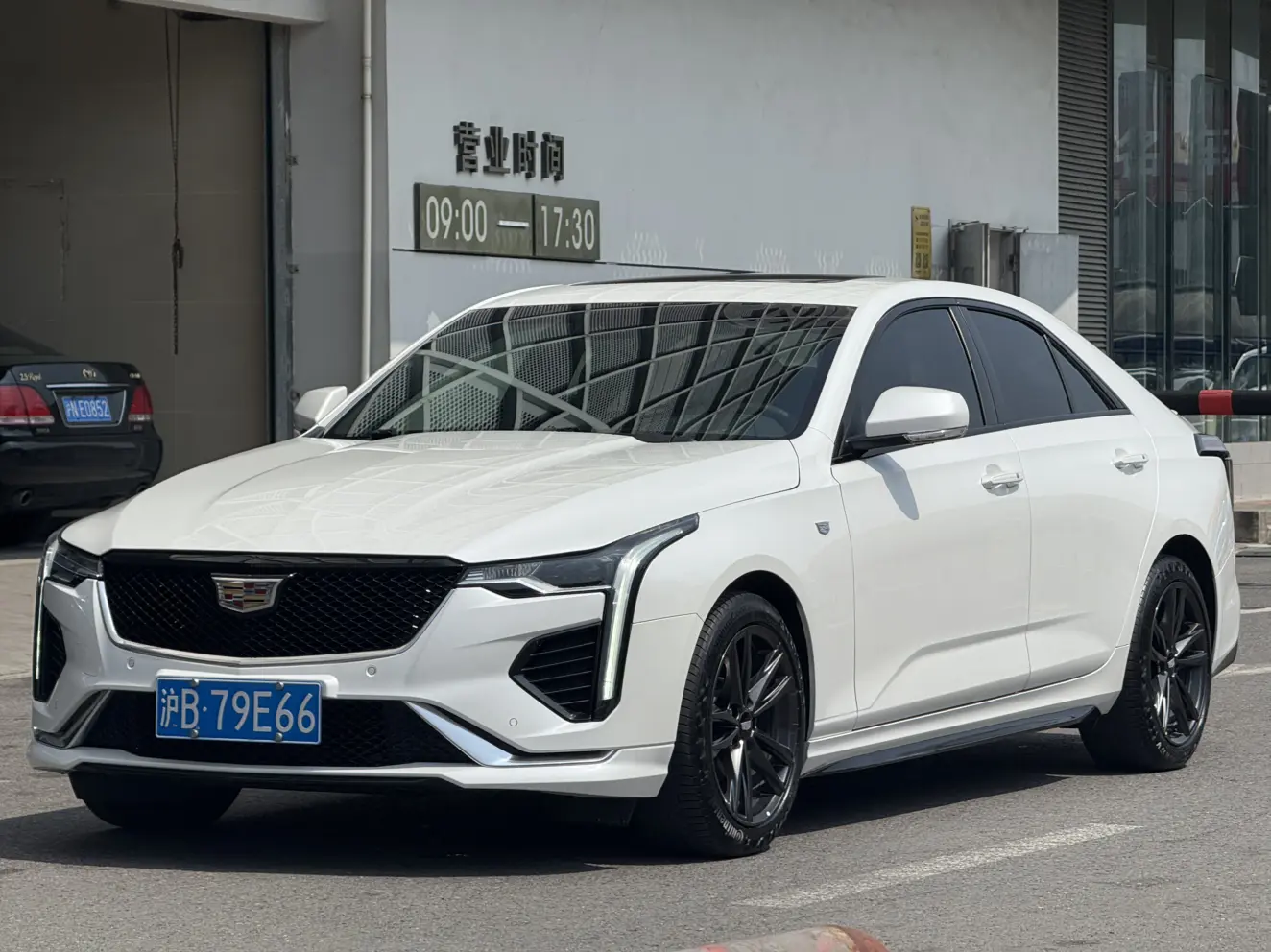 Cadillac CT4